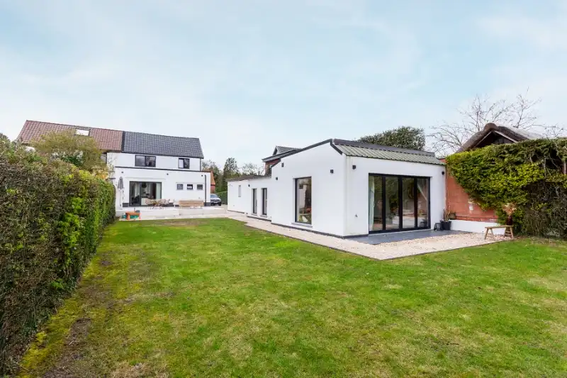 Prachtige woning met meerdere mogelijkheden, wonen en werken combineren of kangoeroewoning. foto 28