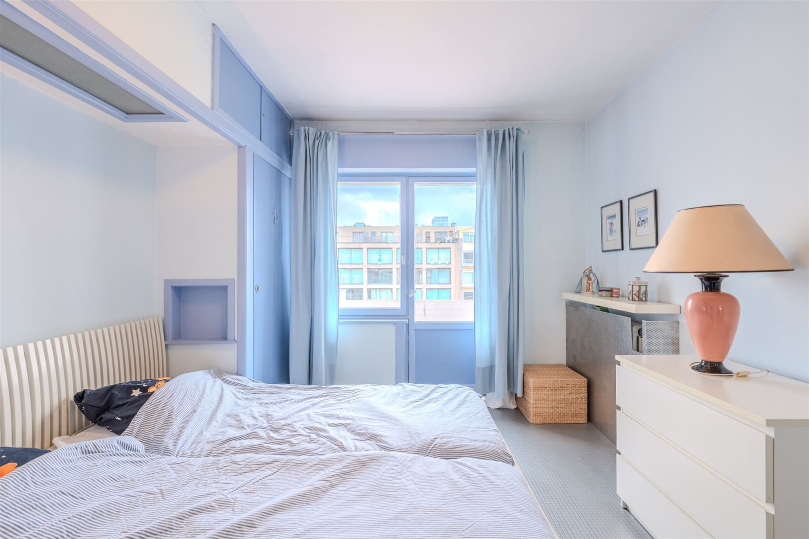 appartement met frontaal zeezicht foto 5