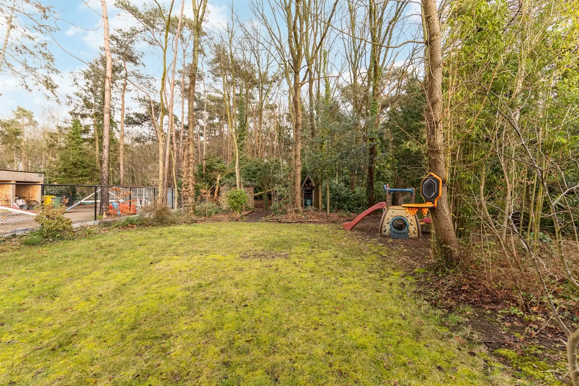 Instapklare open bebouwing met ruime tuin in een groene omgeving foto 22