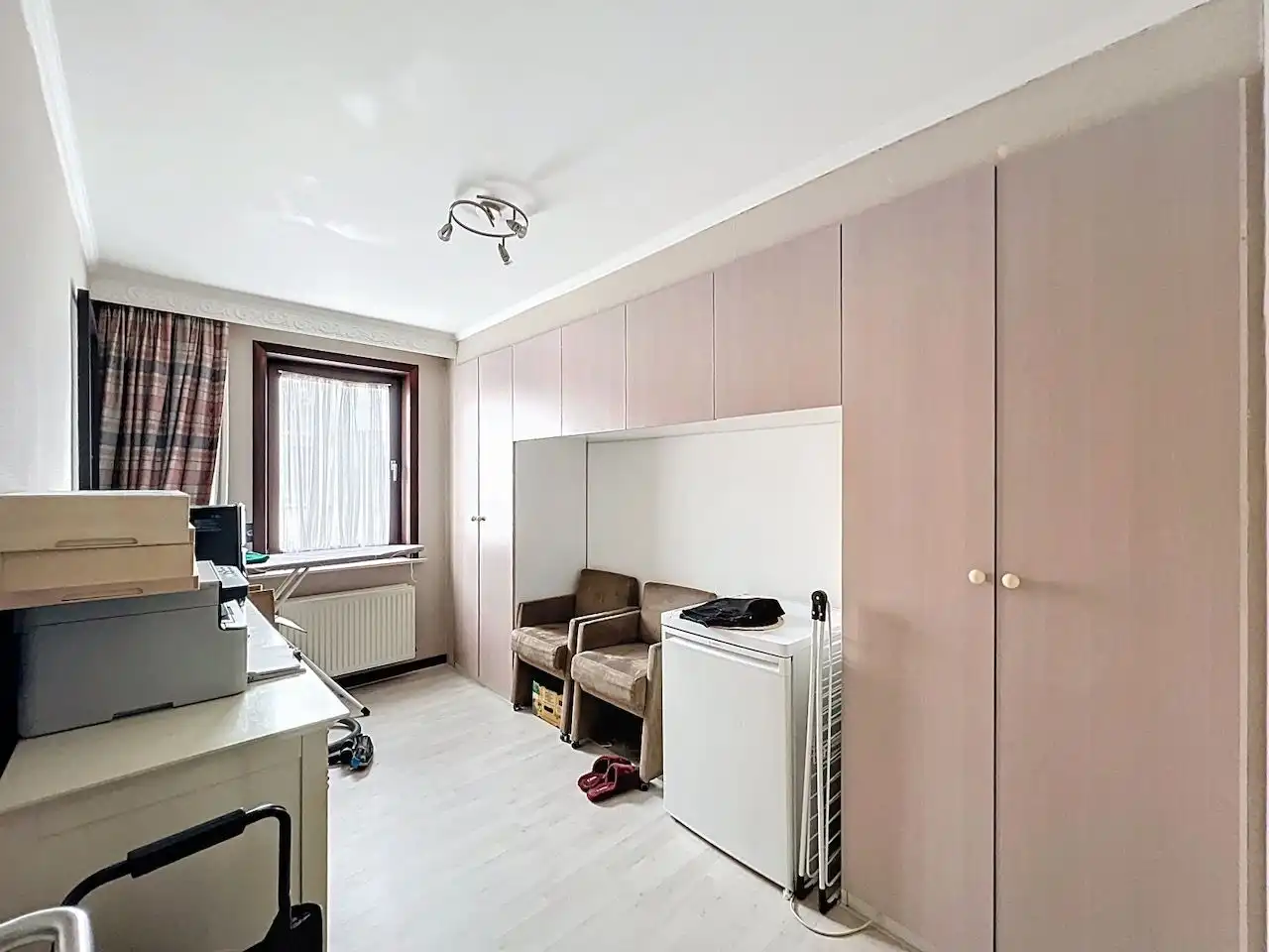 Verzorgd en uitstekend gelegen 2-slaapkamerappartement op de Graaf d’Ursellaan foto 19