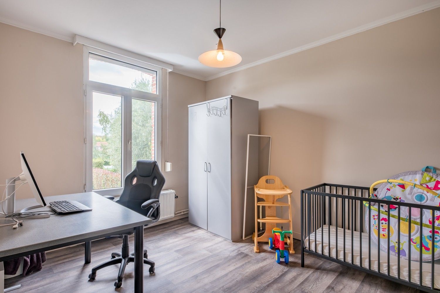 INSTAPKLARE WONING I ZWEMBAD I 4 SLPK foto 22