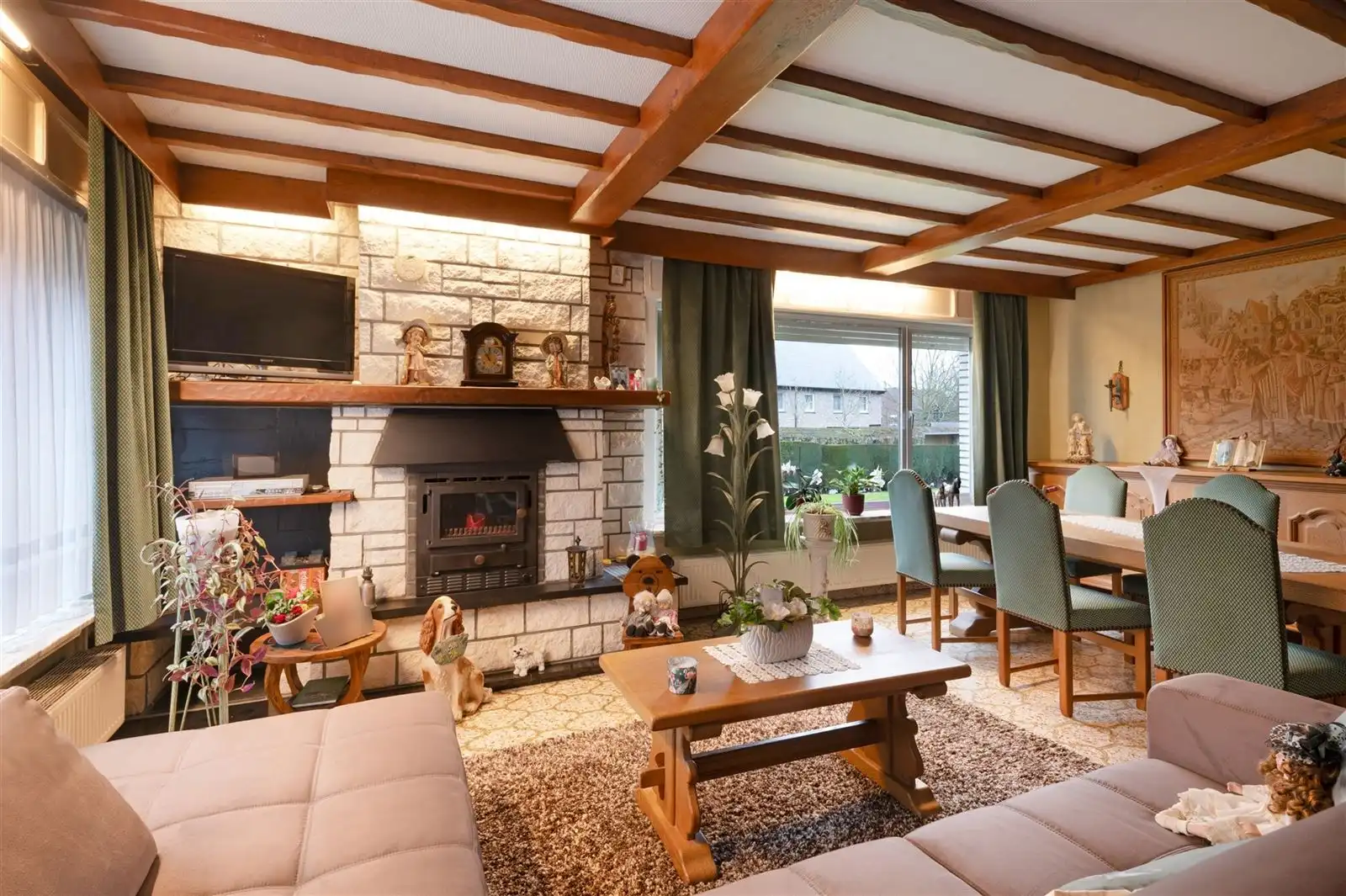 Gelijkvloers Appartement met garage en tuin foto 7