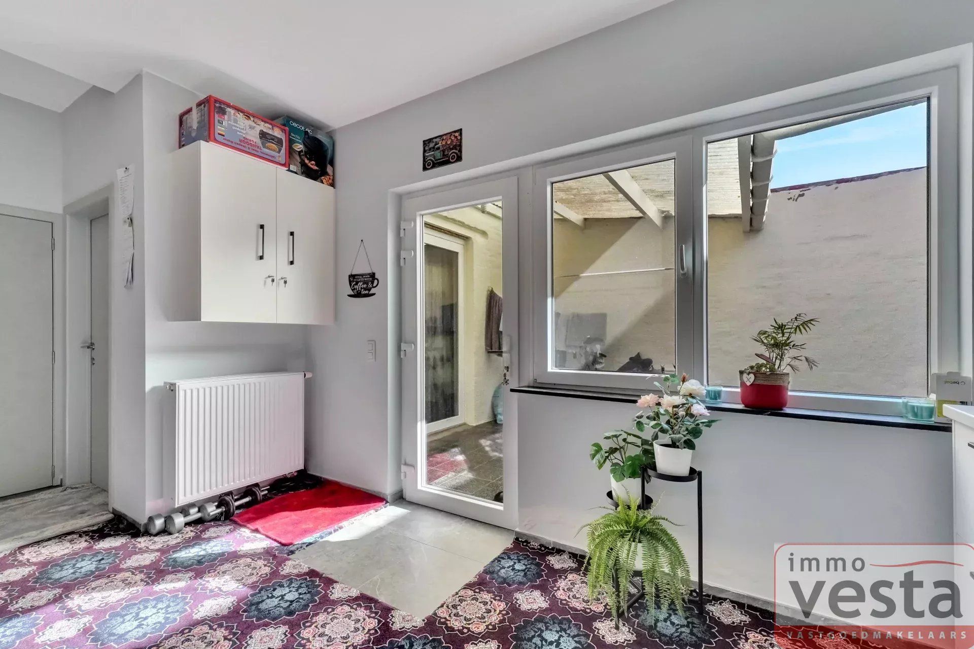 Ruime rijwoning nabij centrum Sint-Truiden foto 8