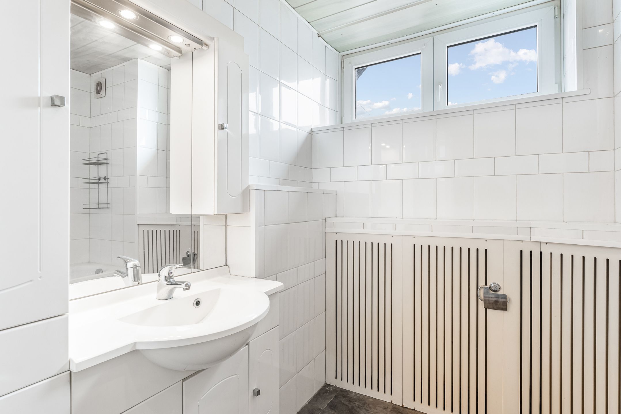 Te renoveren woning inclusief loods te Zichen foto 19