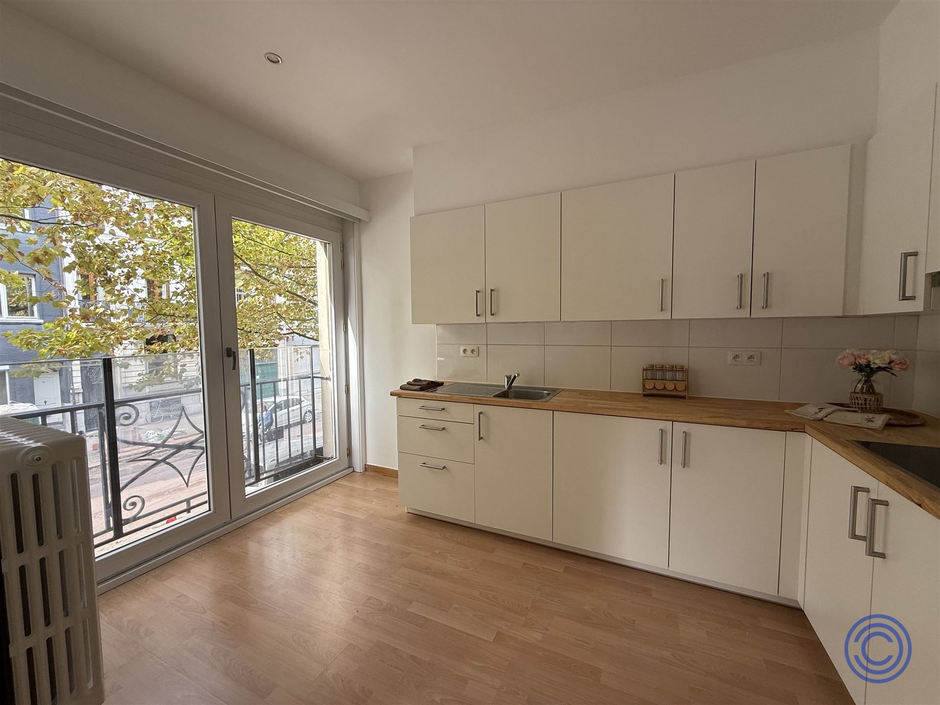 Gezellig en ruim 2-slpk appartement met terras! foto 3