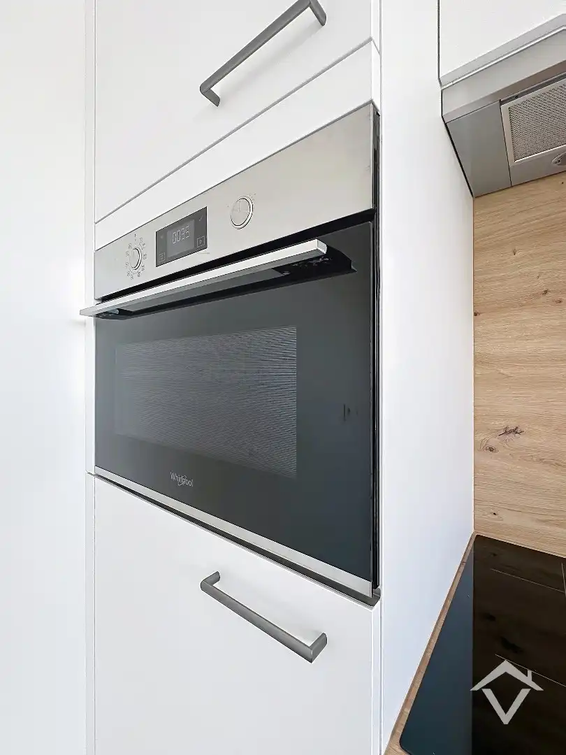 VOLLEDIG VERNIEUWD APPARTEMENT MET AUTOSTAANPLAATS OP EEN TOPLOCATIE IN KOKSIJDE foto 12