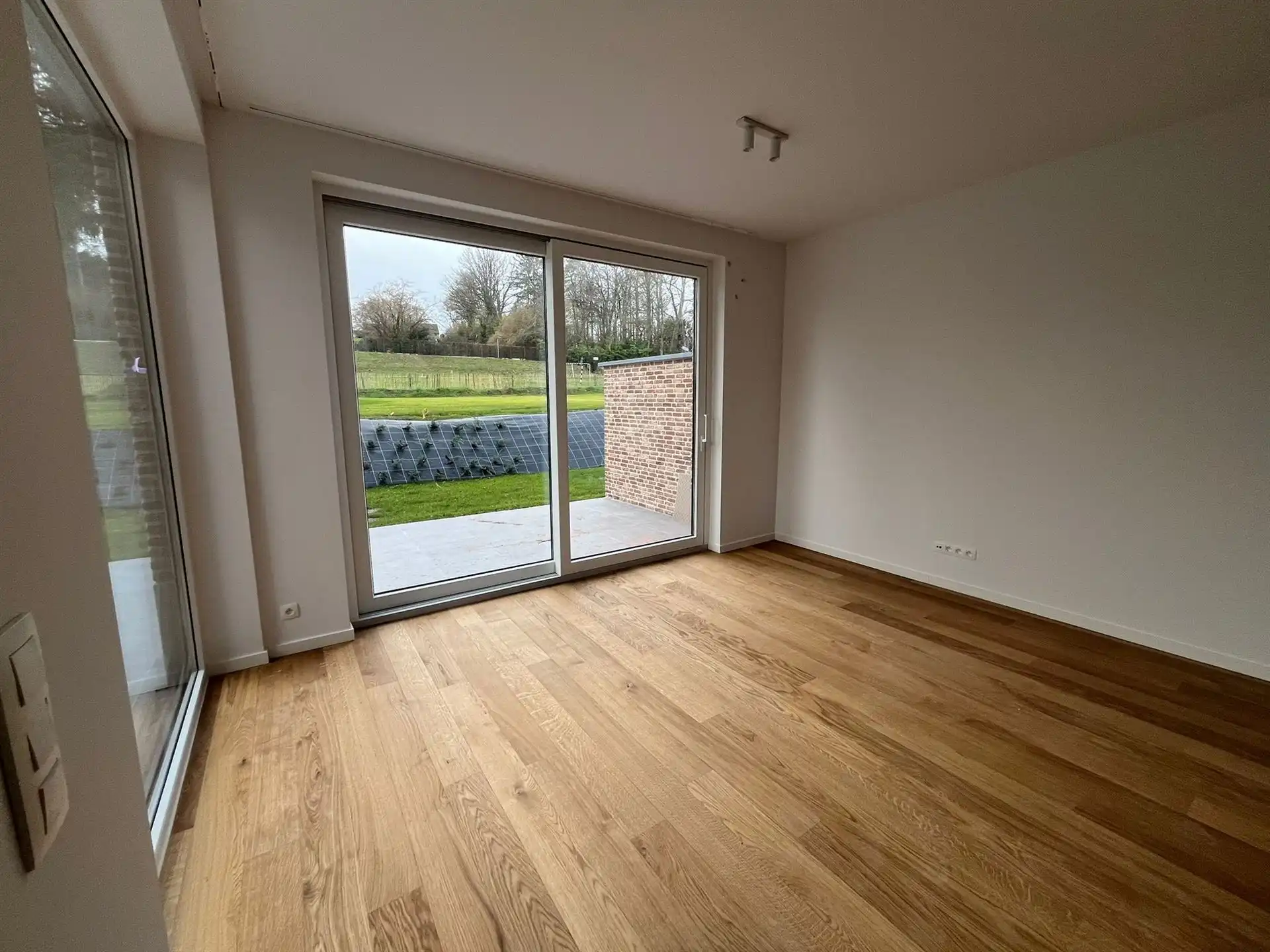 Prachtige nieuwbouw op rustige locatie foto 9