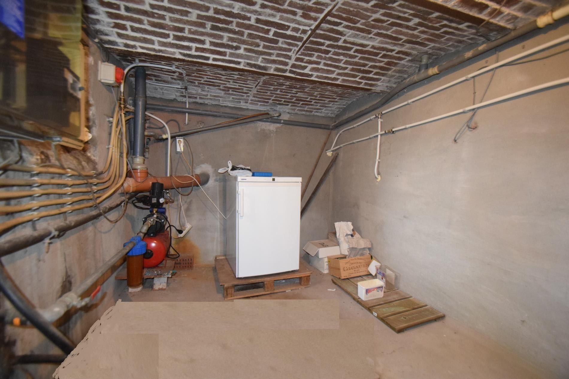 Authentieke hoeve op 3886 m² grond, landelijk gelegen met prachtige tuin. foto 20
