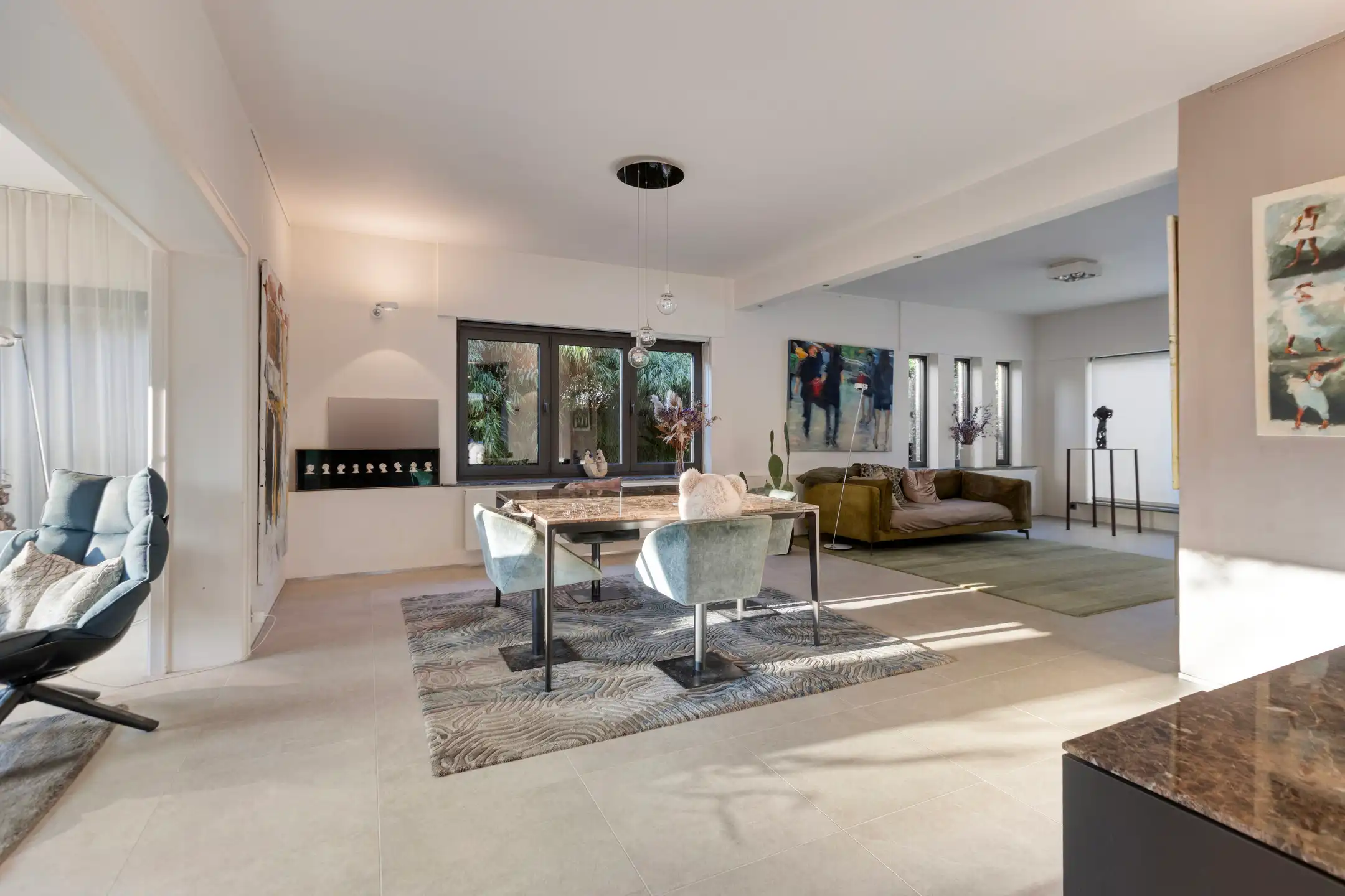 Hoogwaardig afgewerkte woning in hartje Wezemaal foto 6