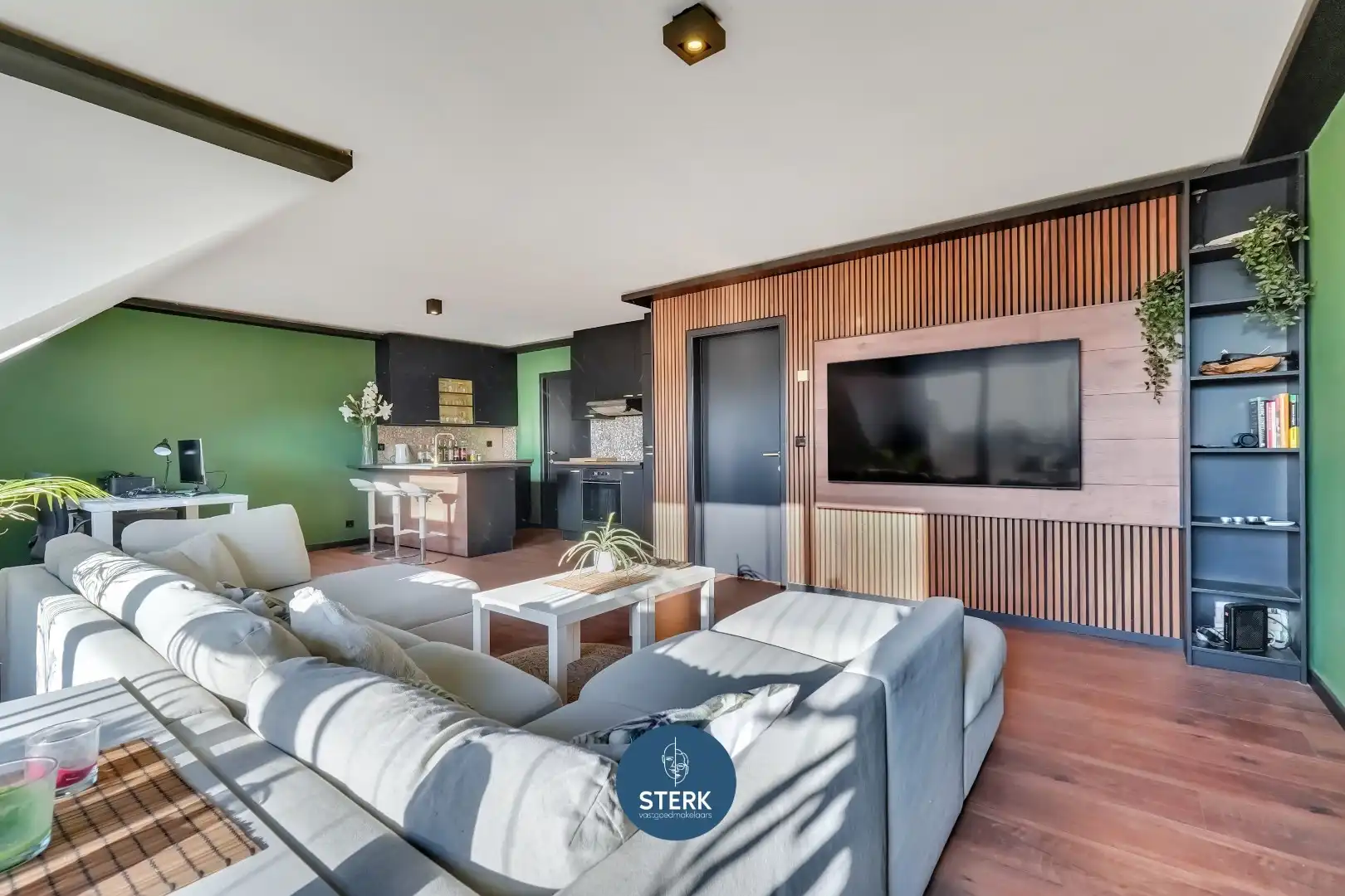 GERENOVEERD APPARTEMENT OP EEN TOPLOCATIE TE LANAKEN !  foto 8