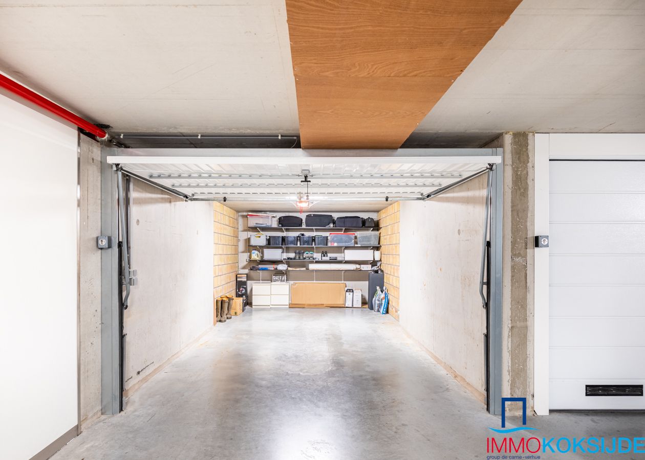 Exclusief penthouse met 2 slaapkamers en ruim terras in moderne residentie foto 36