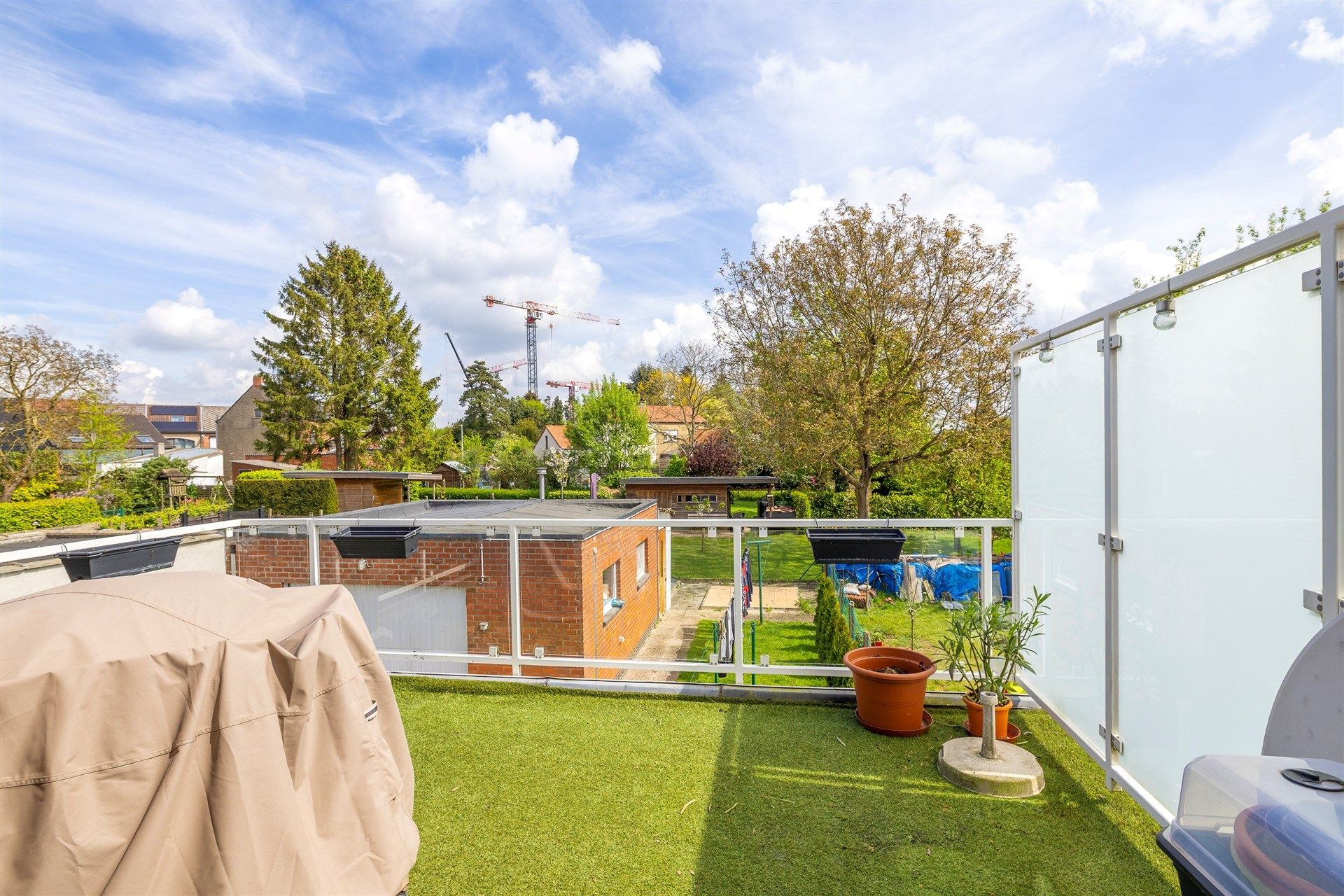 Topinvestering van 2 appartementen met tuin, garage en zolder foto 26