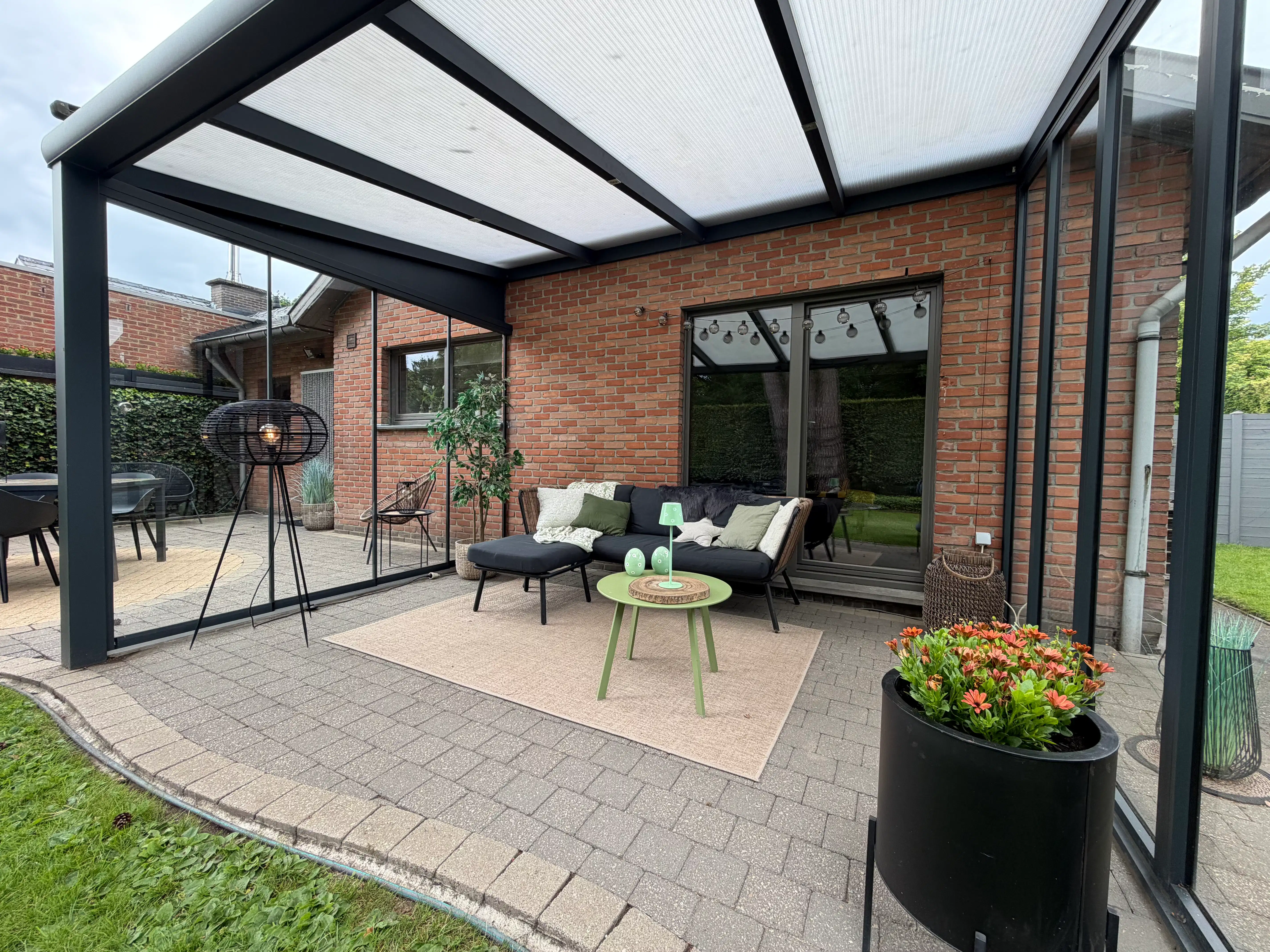 Genk, Westerwennel 25: Gelijkvloerse woning met 3 slaapkamers in een rustige woonwijk met een prachtig onderhouden tuin. foto 7