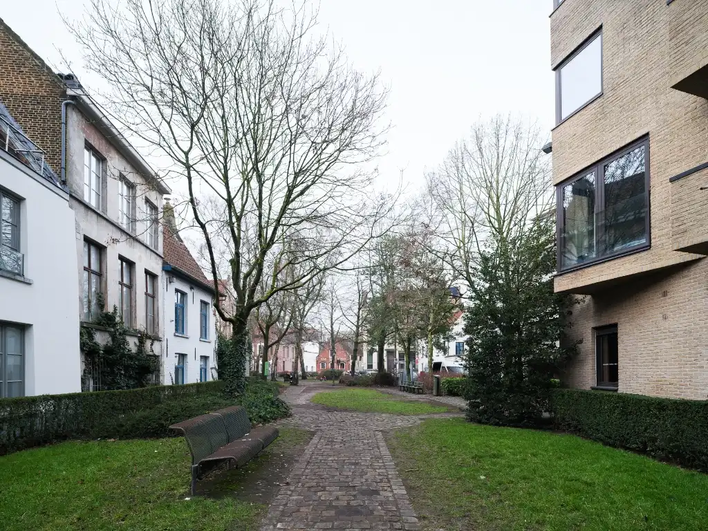 Opbrengsteigendom met 4 entiteiten op toplocatie in Gent foto 3