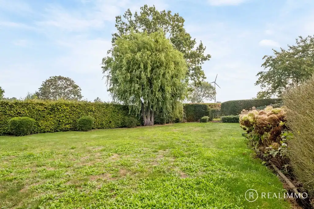 Ruime en instapklare woning met 4 slaapkamers foto 8