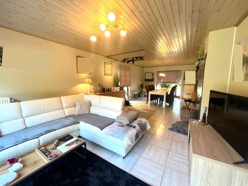 PRACHTIGE VILLA MET DRIE SLAAPKAMERS EN EEN GROTE TUIN foto 3
