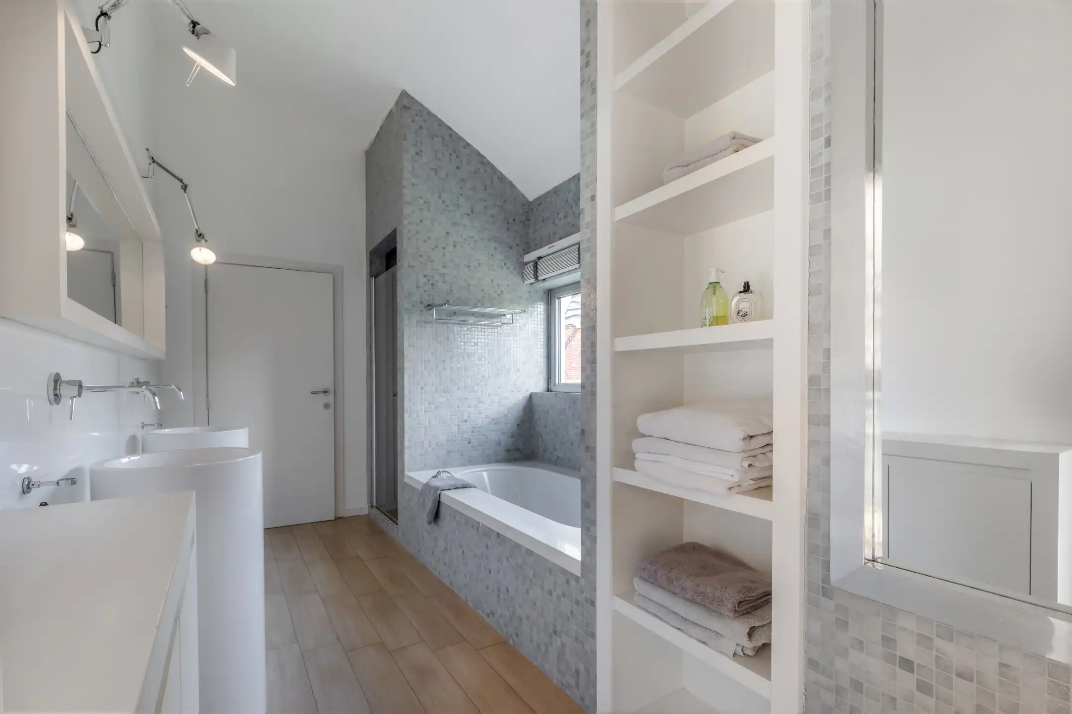 Instapklare luxe designvilla 5 SLPK en 4BK in Elsdonkwijk   foto 30