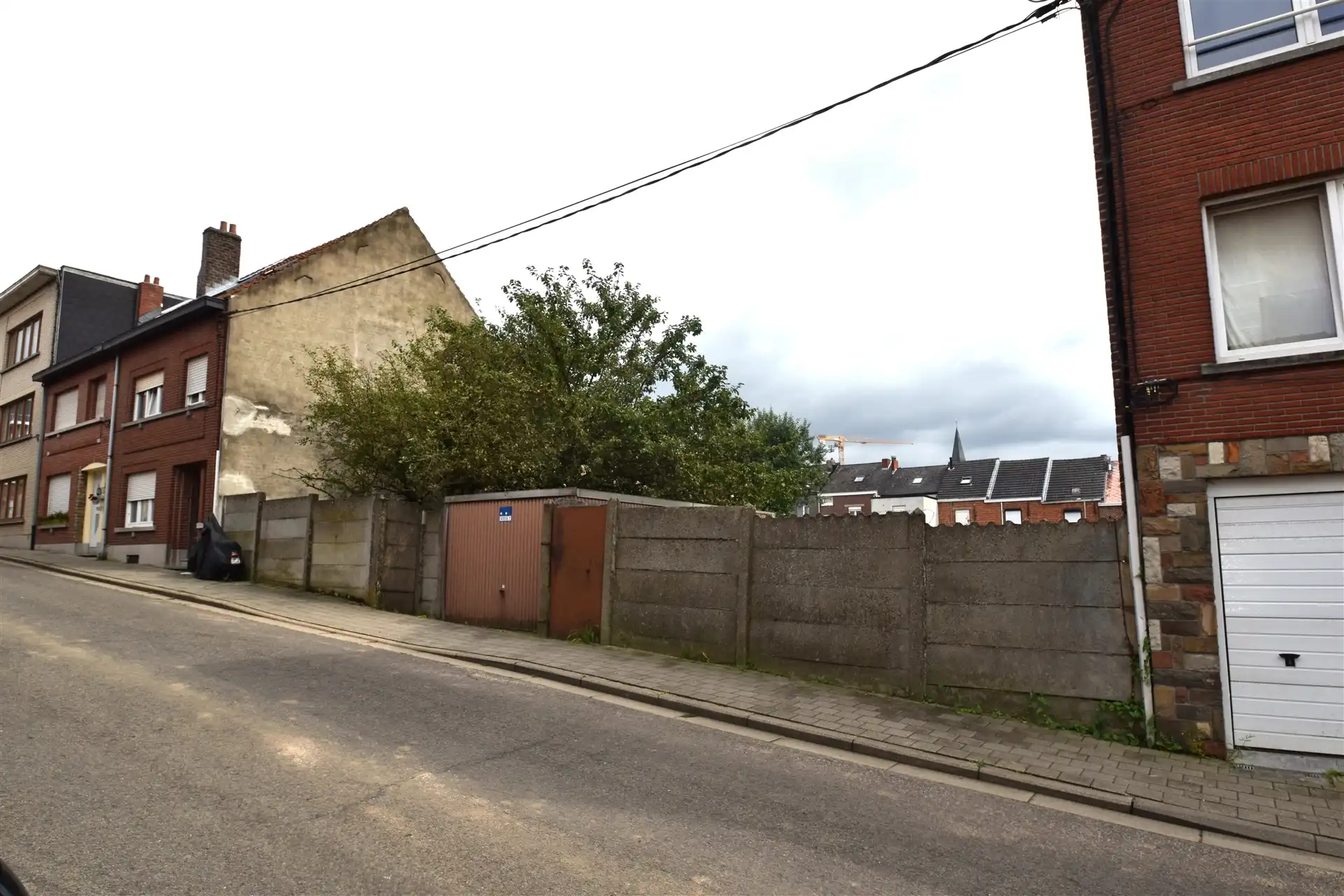 Projectgrond met mogelijkheid voor 4 woonlagen foto {{pictureIndex}}