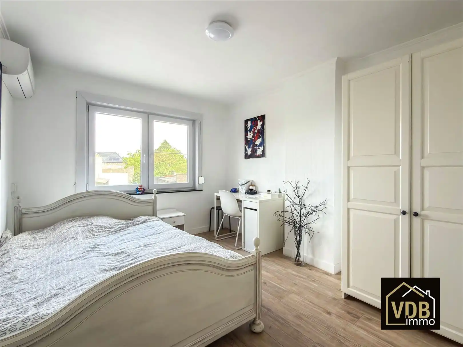 Half open  bebouwing met 3 slaapkamers foto 28