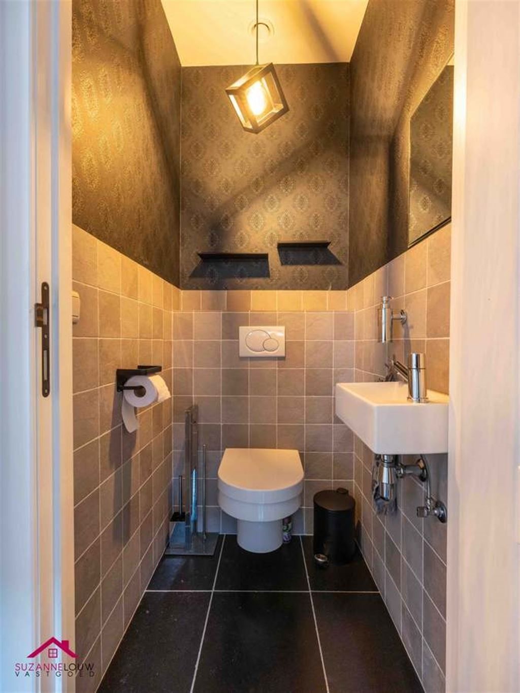 Instapklare ééngezinswoning in gesloten bebouwing foto 10