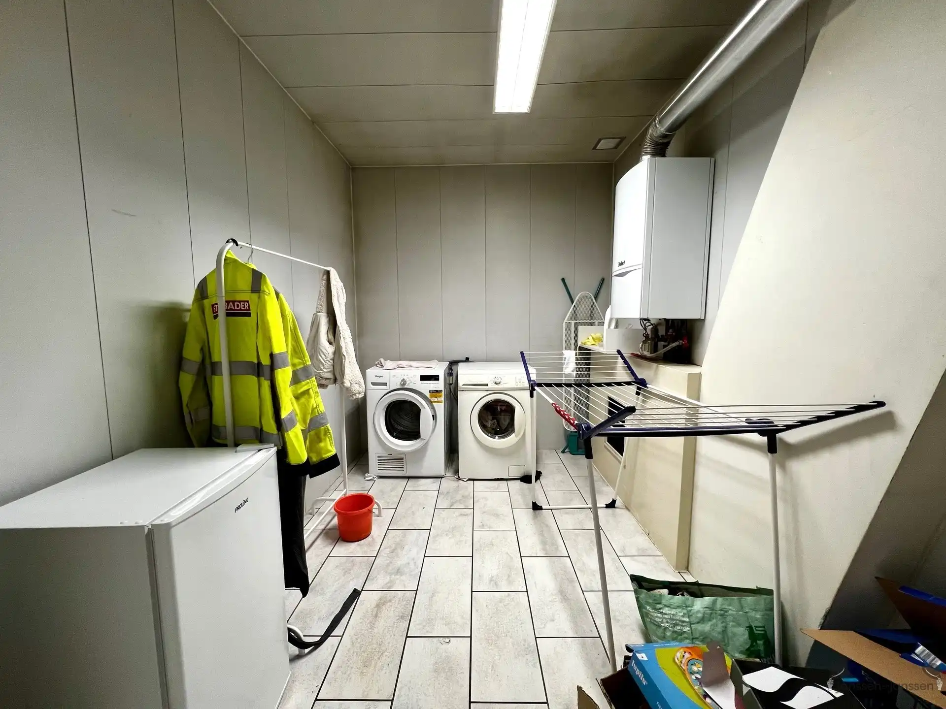 Woning met polyvalent atelier/handelsruimte foto 3