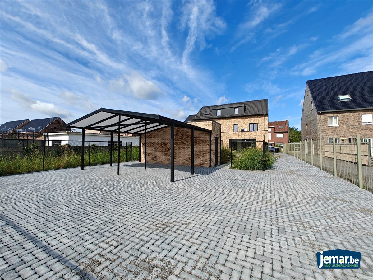 Nieuwbouwwoning BEN met 4 slpk, tuin en carport  foto 2