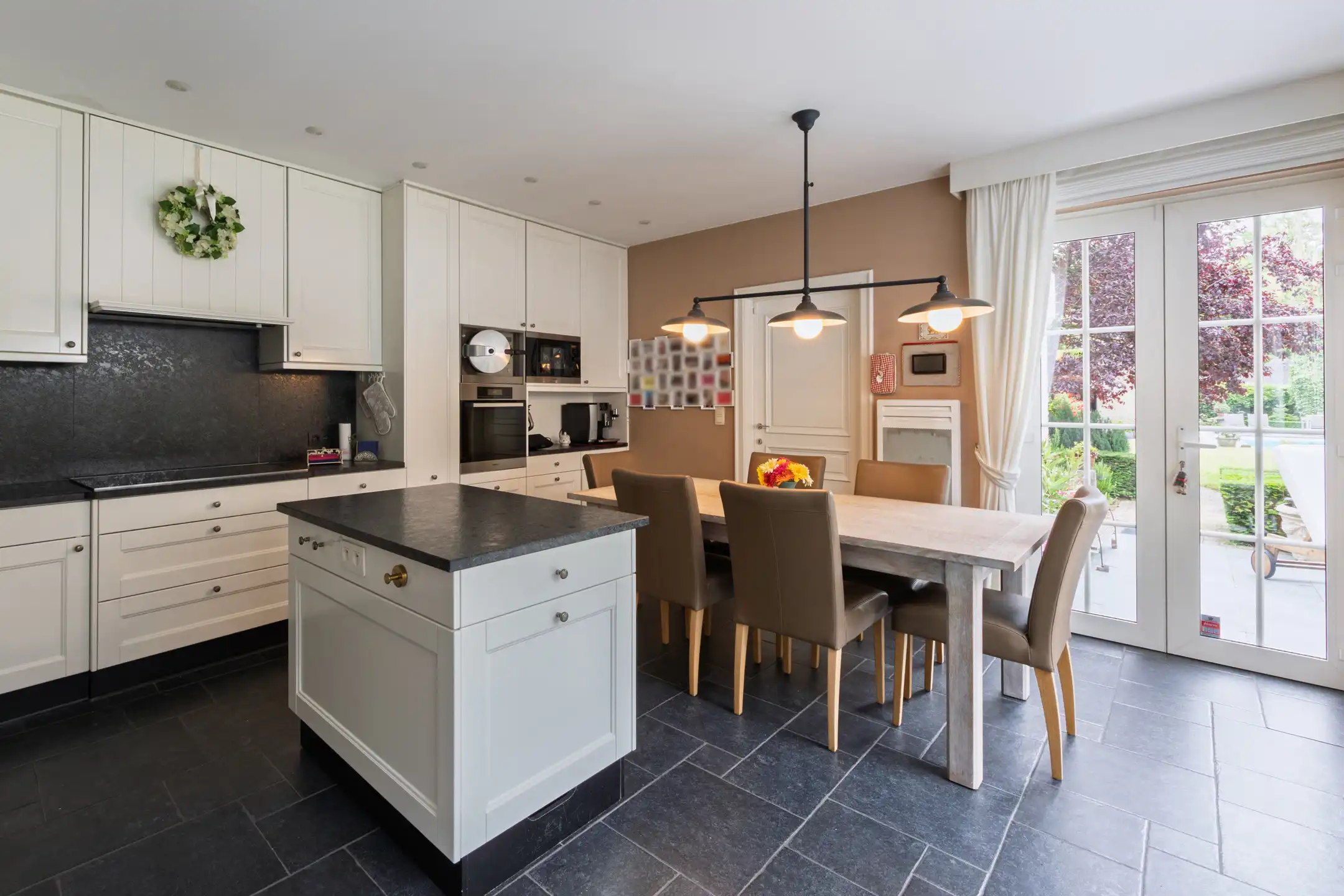 ANTWERPEN BERENDRECHT - Karaktervolle villa met zwembad foto 9