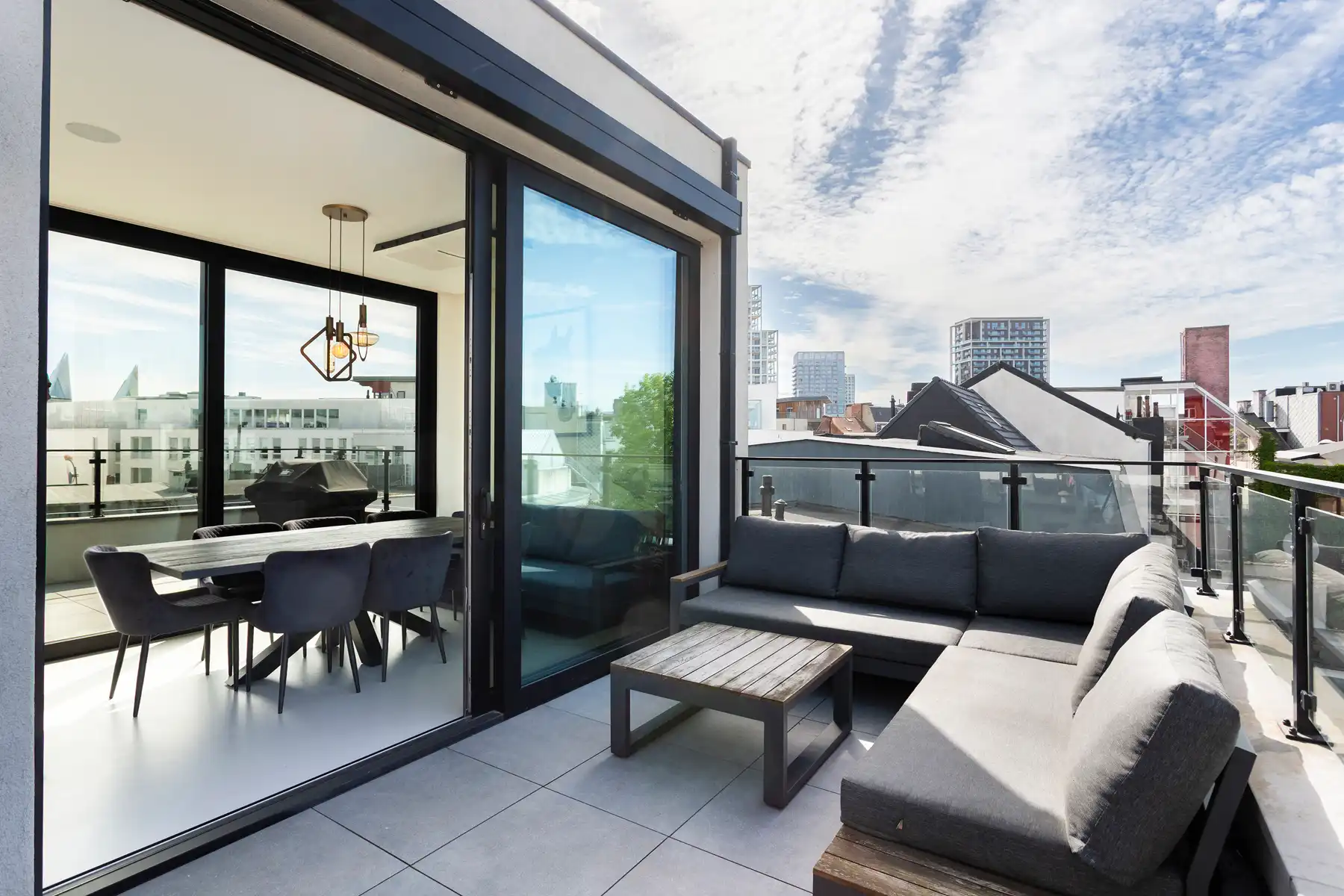 Luxueus gerenoveerde woning met lift en terrassen op ’t Zuid foto 2