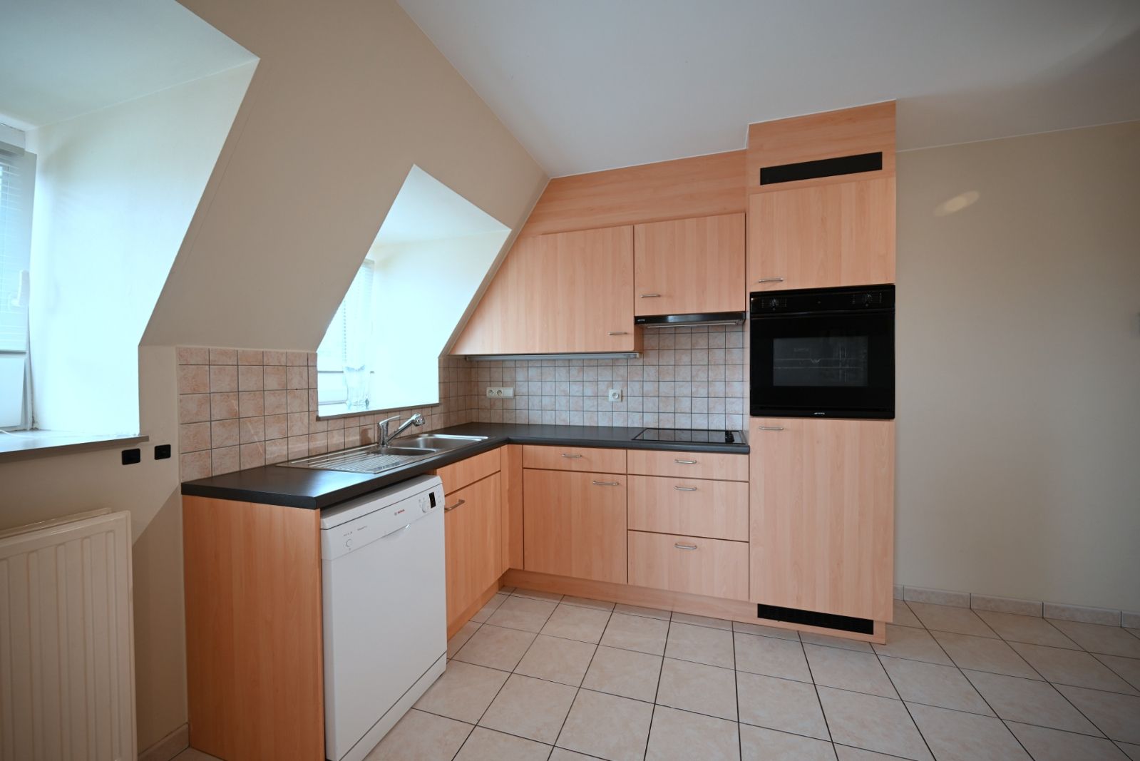 Appartement met 2 slaapkamers in centrum Ardooie! foto 5