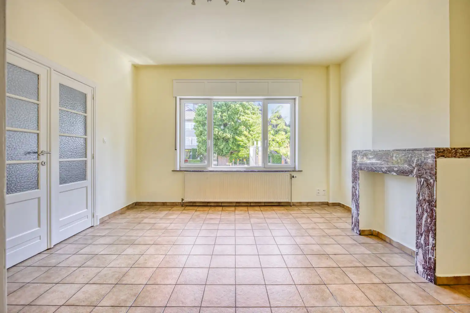 Instapklare 2-gevelwoning nabij Sint-Agatha-Berchem foto 4