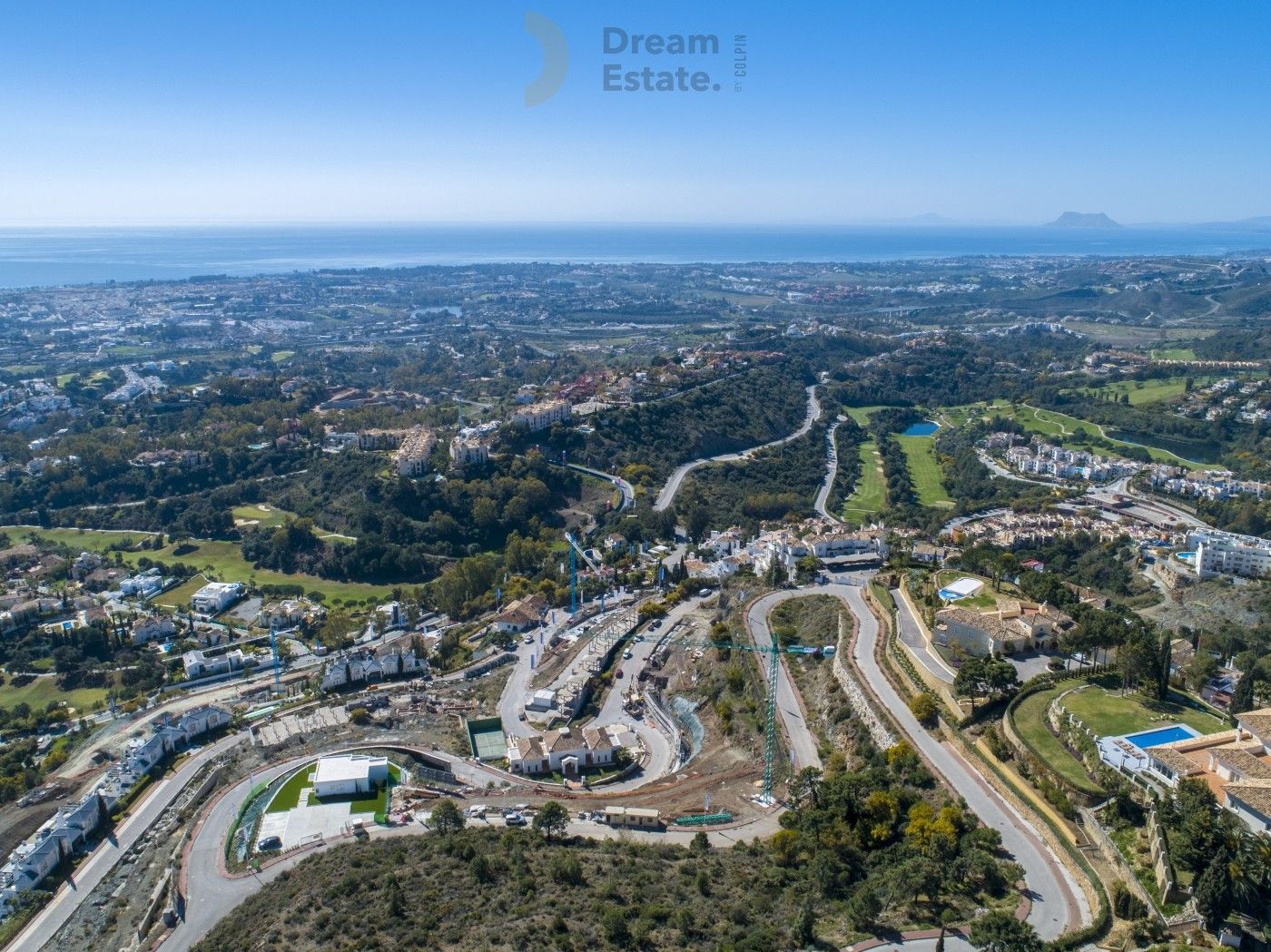 Instapklare woningen net boven La Quinta golf, Benahavis. foto 24