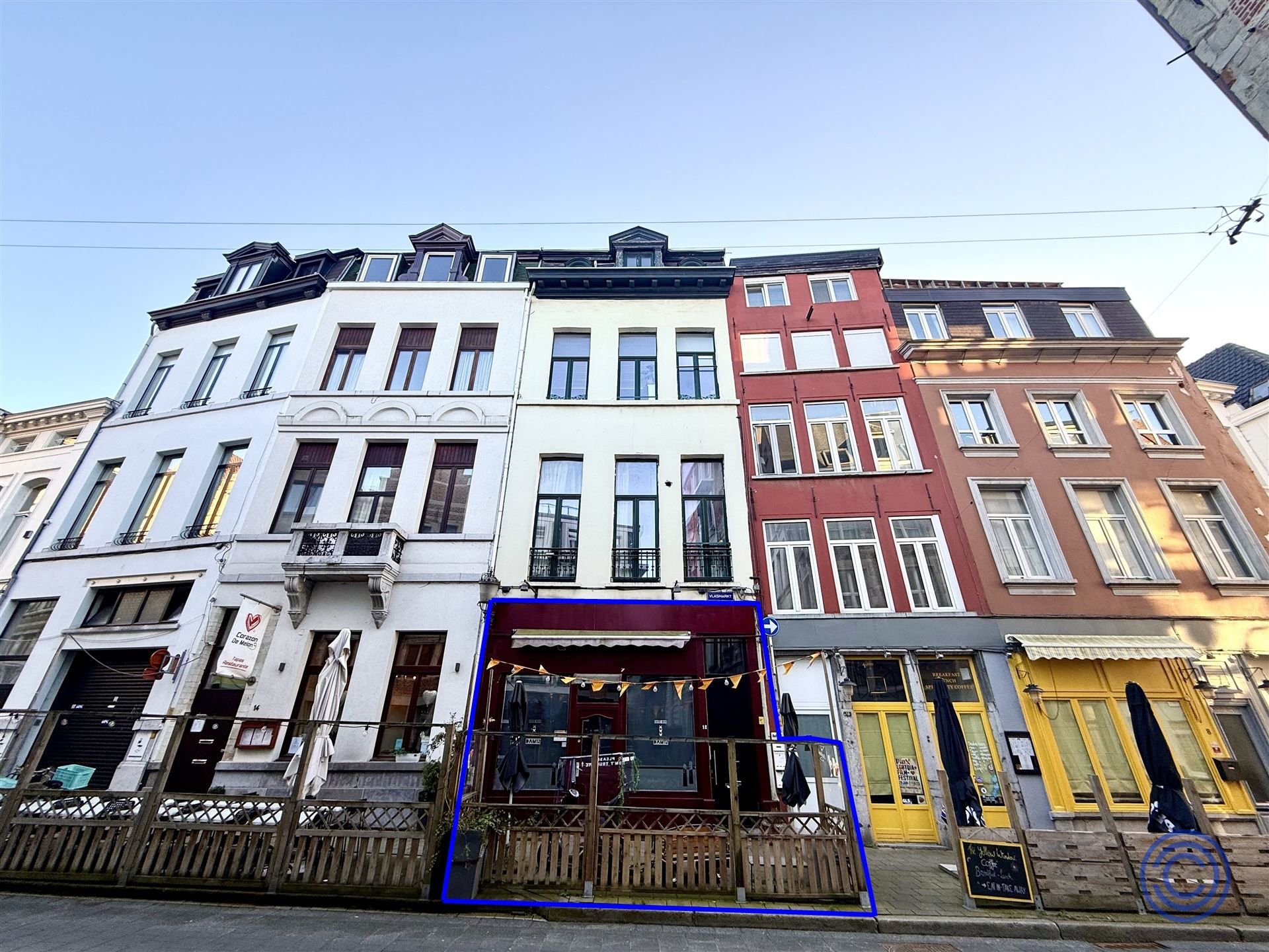 Horecapand op toplocatie met terras! foto 7