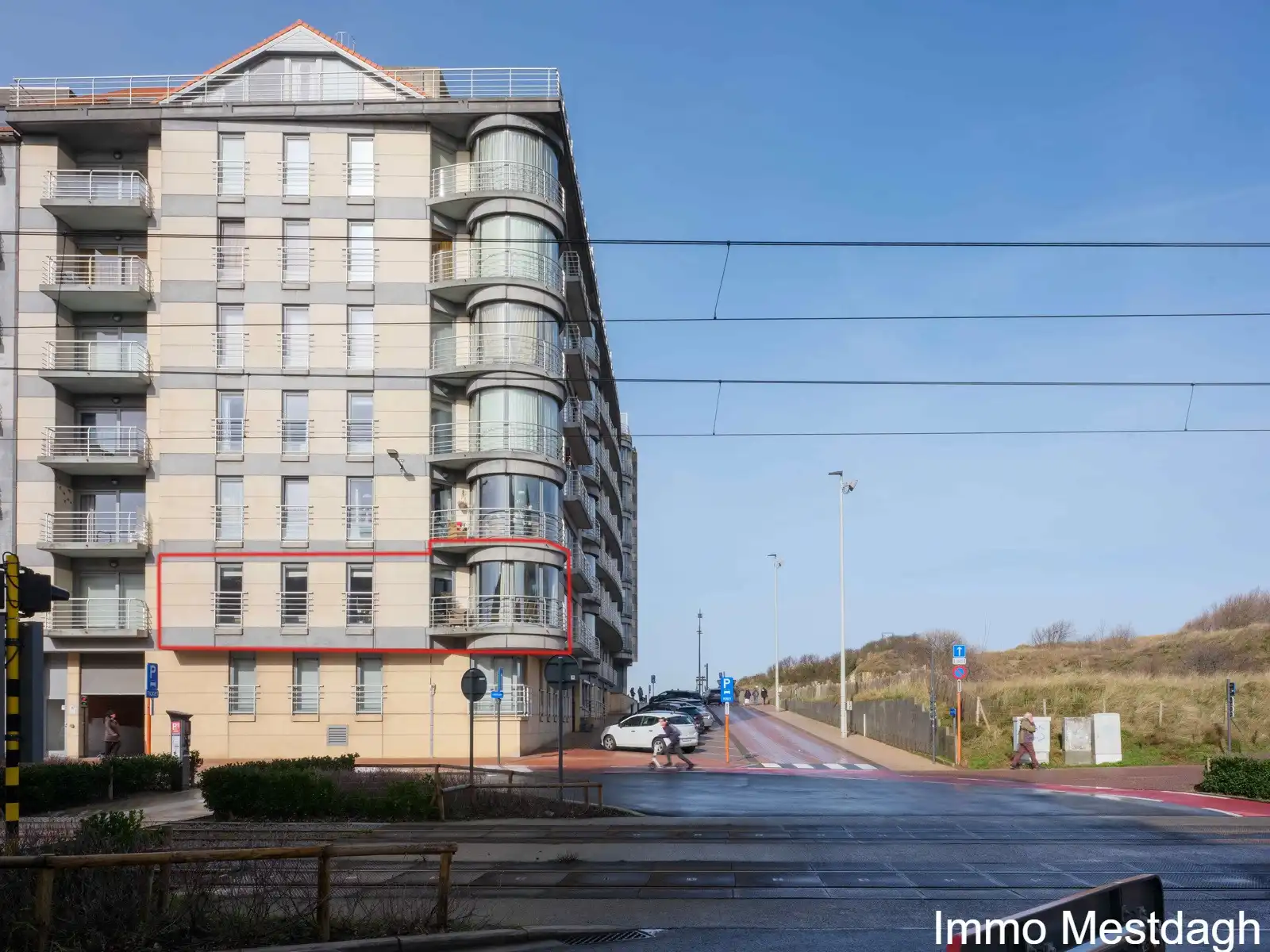 Luxueus Appertement met Panoramisch Zee- en Duinenzicht foto {{pictureIndex}}