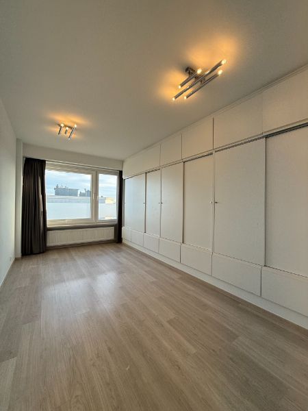 Exclusief ruim en lichtrijk appartement met panoramisch zicht op Gent (Visserij) foto 9