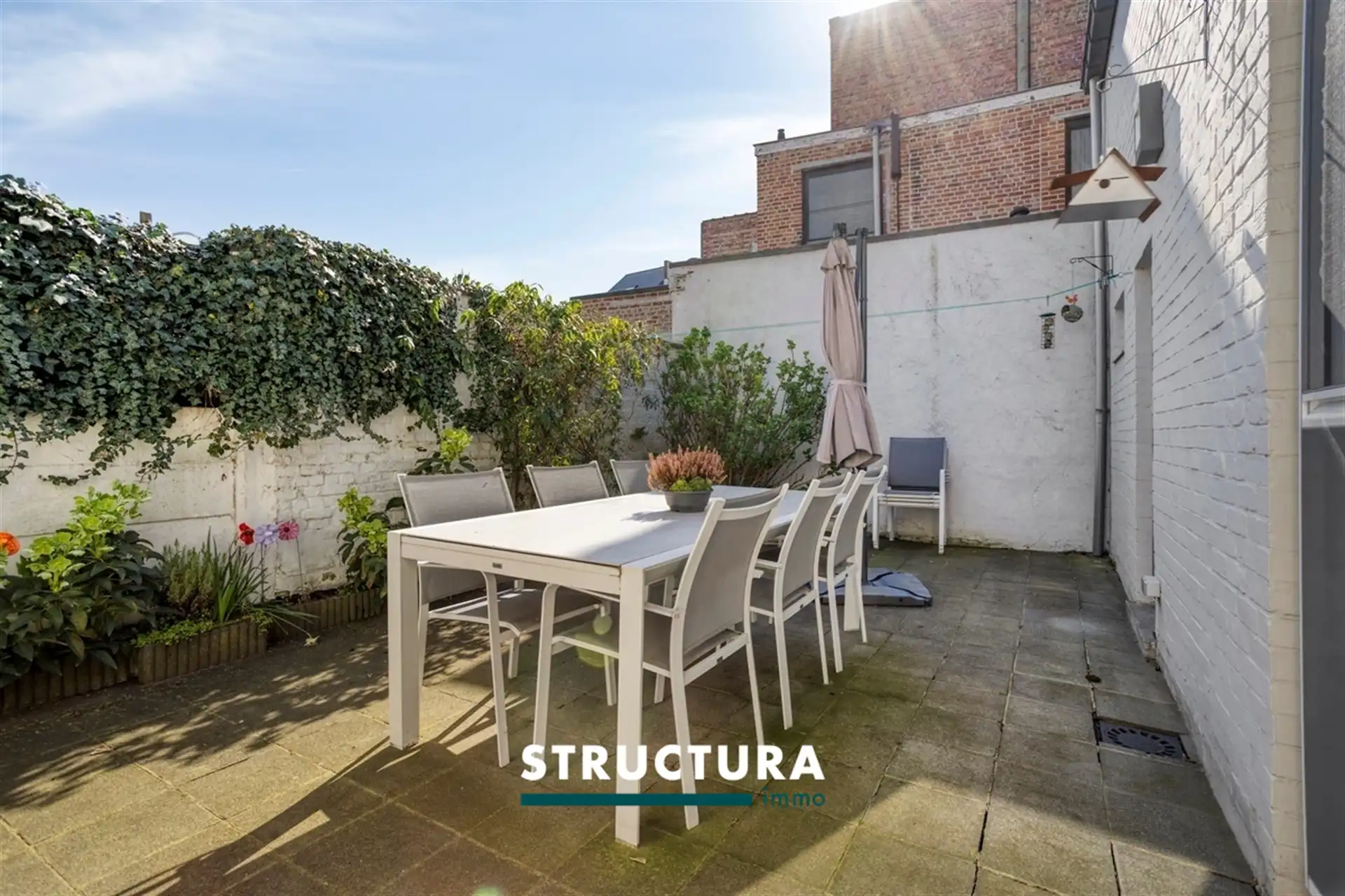 Ruime, volledig gerenoveerde woning in hartje centrum foto 9