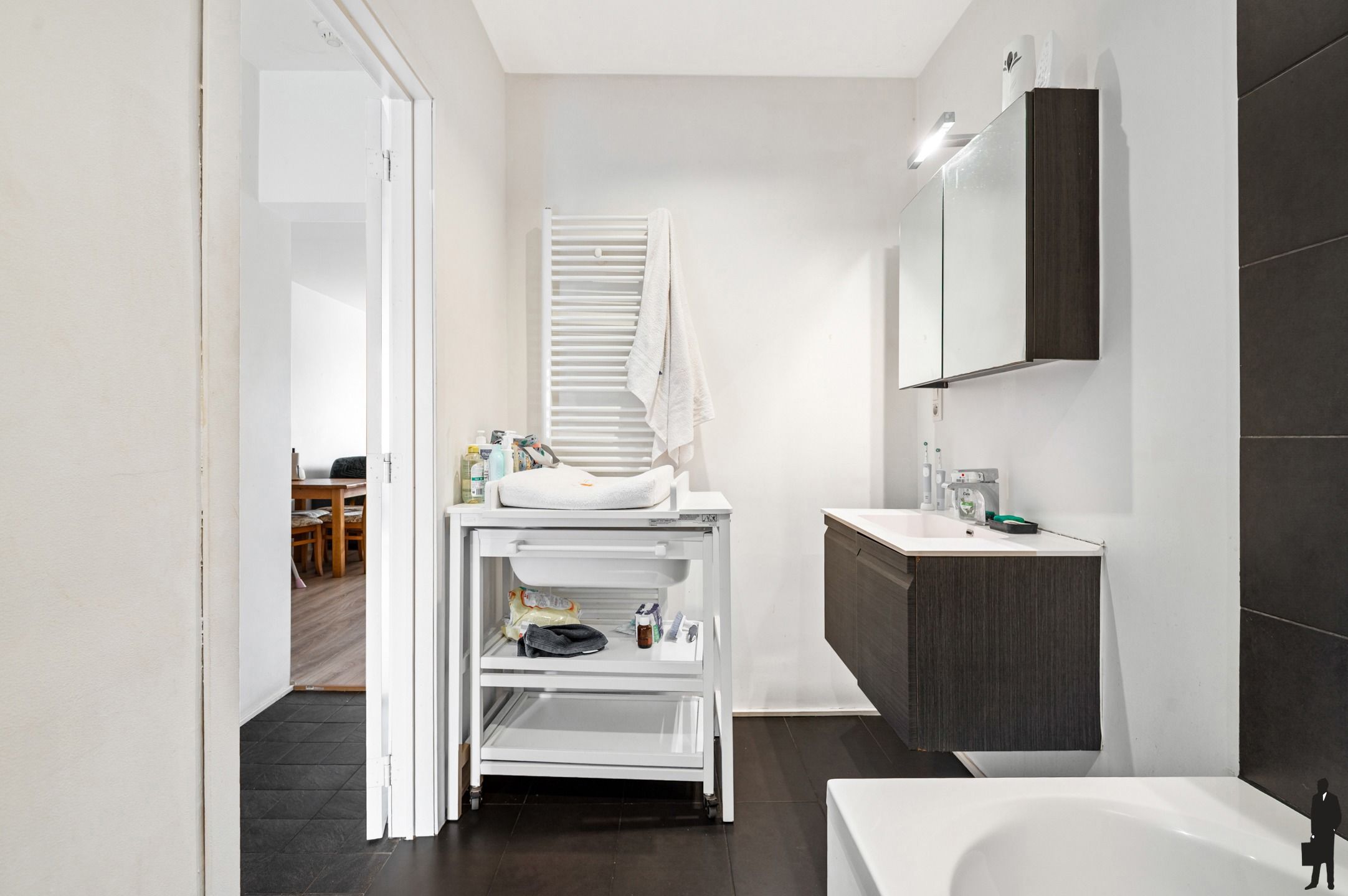 Instapklaar 1-slaapkamer appartement op centrale locatie! foto 7