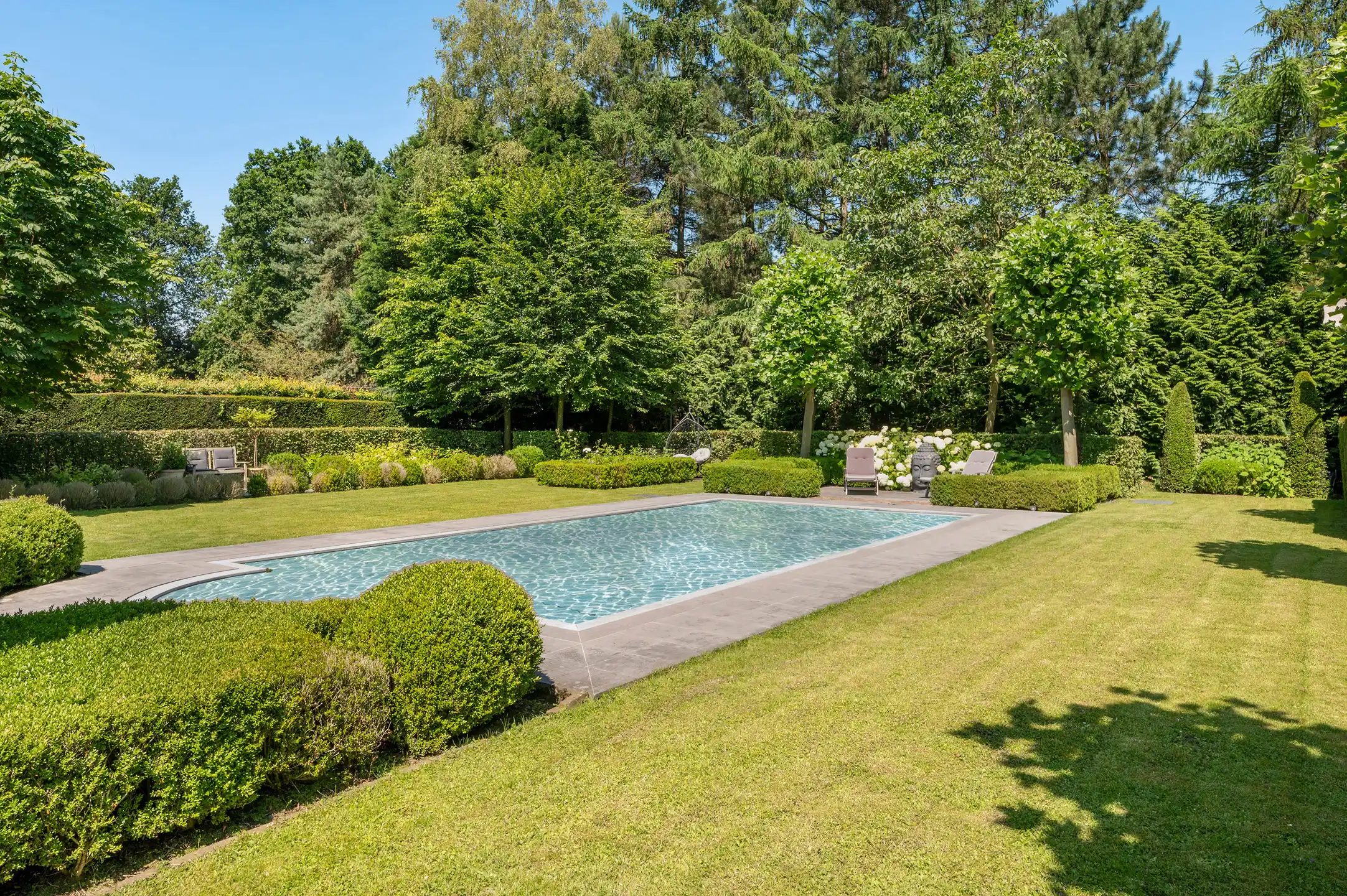 Villa van 600 m² met o.a. 4 slpk. en 3 badk.  foto 28