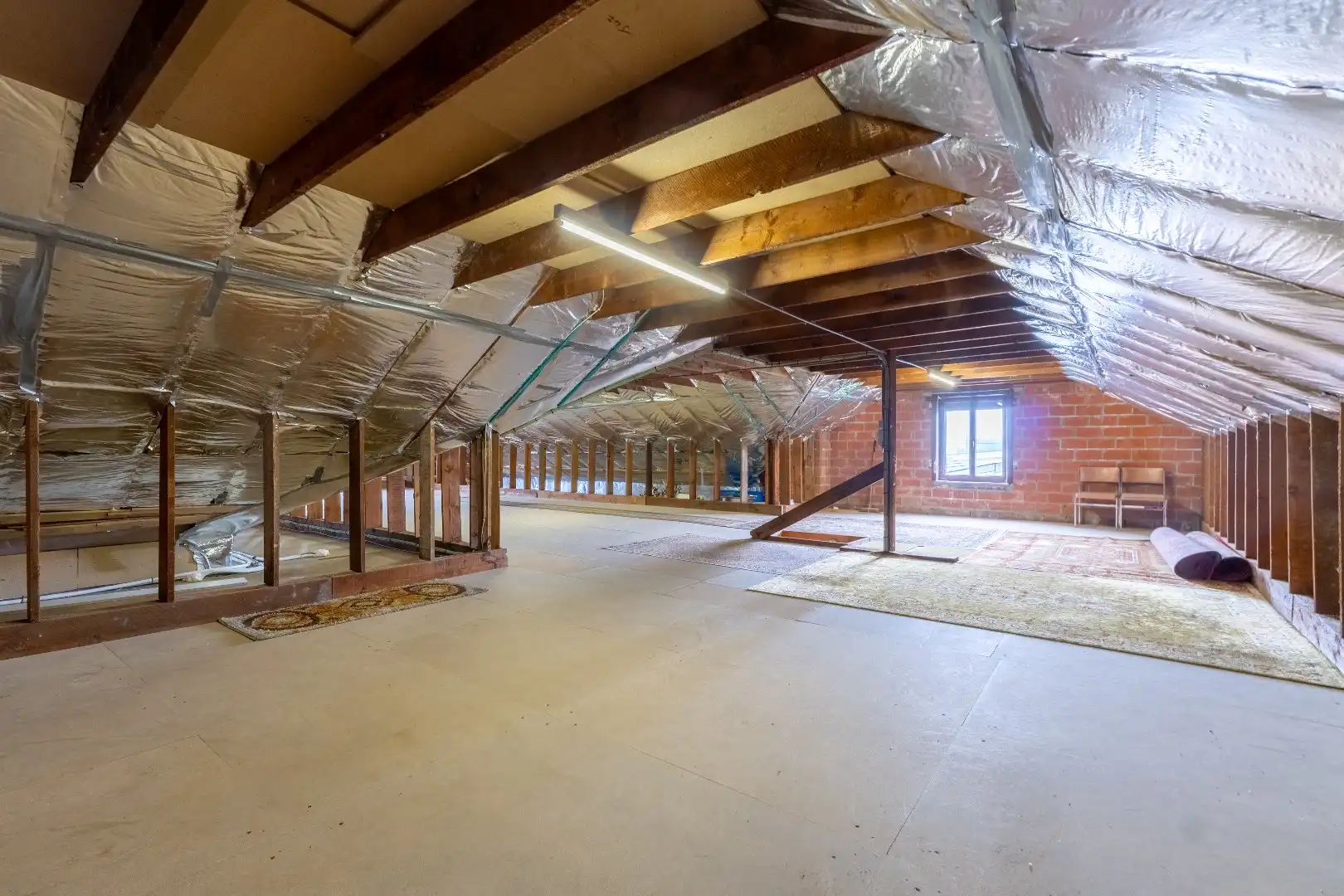 Uiterst ruime benedenwoning op groot perceel van 1666m² foto 13