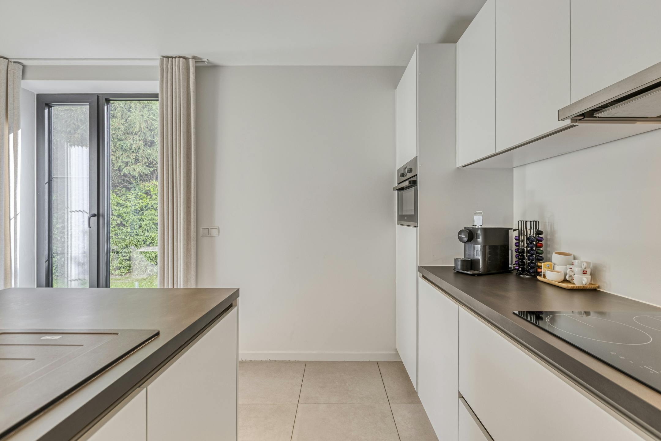 Lichtrijk & Luxueus gelijkvoersappartement in Genk foto 32