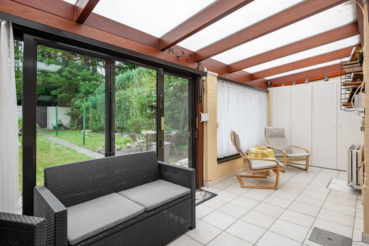 Op te frissen/te renoveren woning met potentieel op toplocatie in Schilde foto 12