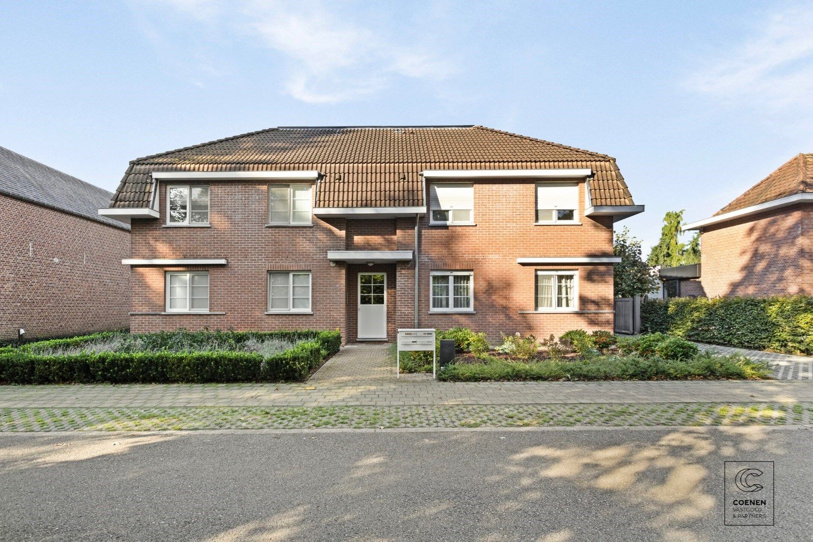 Uniek duplexappartement met 2 slaapkamers gelegen op een TOPlocatie te Schilde foto 14