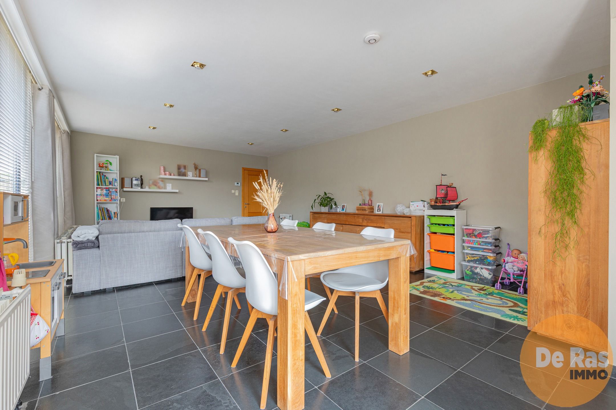WICHELEN - Perfect instapklare woning op een rustige locatie foto 5