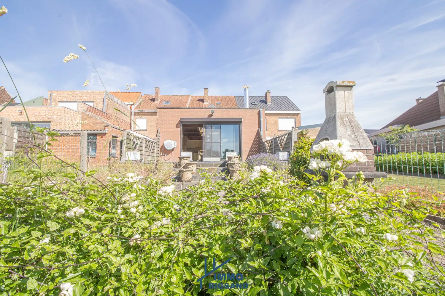 Charmante woning met authentieke elementen en diepe tuin in Wervik foto 6