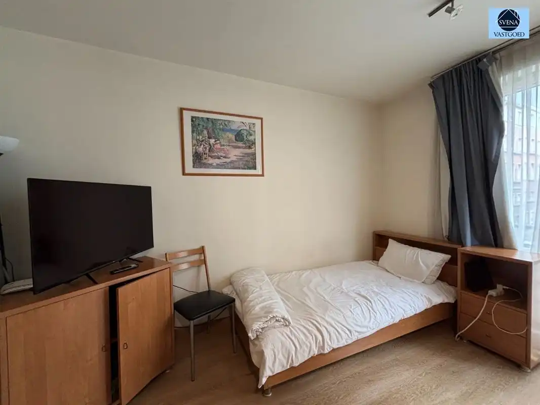 GOED GELEGEN STUDIO IN NABIJHEID VAN OPENBAAR VERVOER foto 3