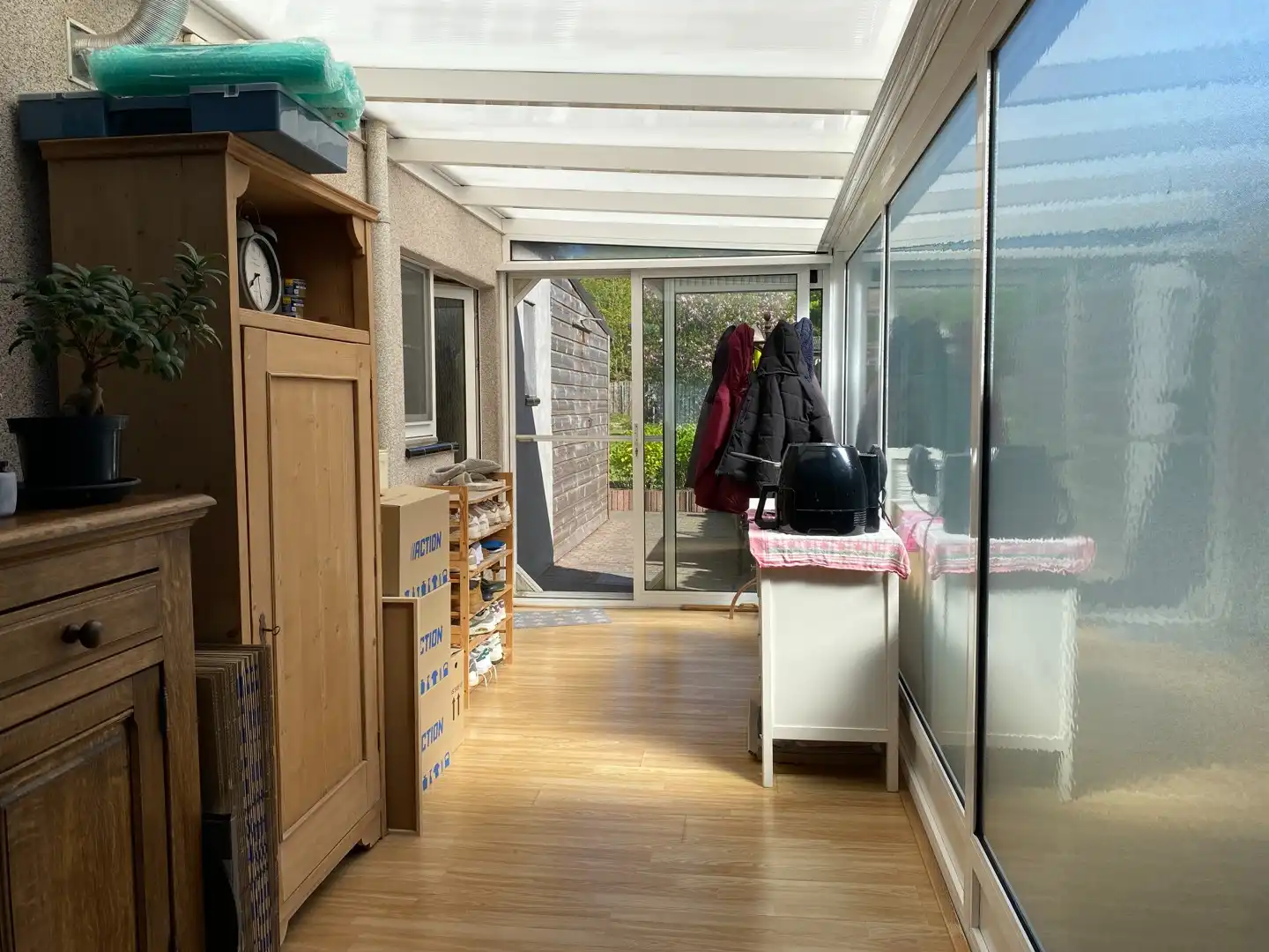 Charmante woning met grote tuin en garage op leuke locatie foto 7