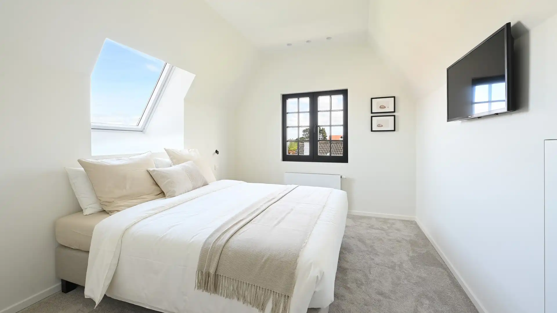 Alleenstaande villa uitzonderlijk rustig gelegen in een groene omgeving, aan de rand van het Zoute vlakbij de Kalfsmolen en de Graaf Jansdijk. foto 30