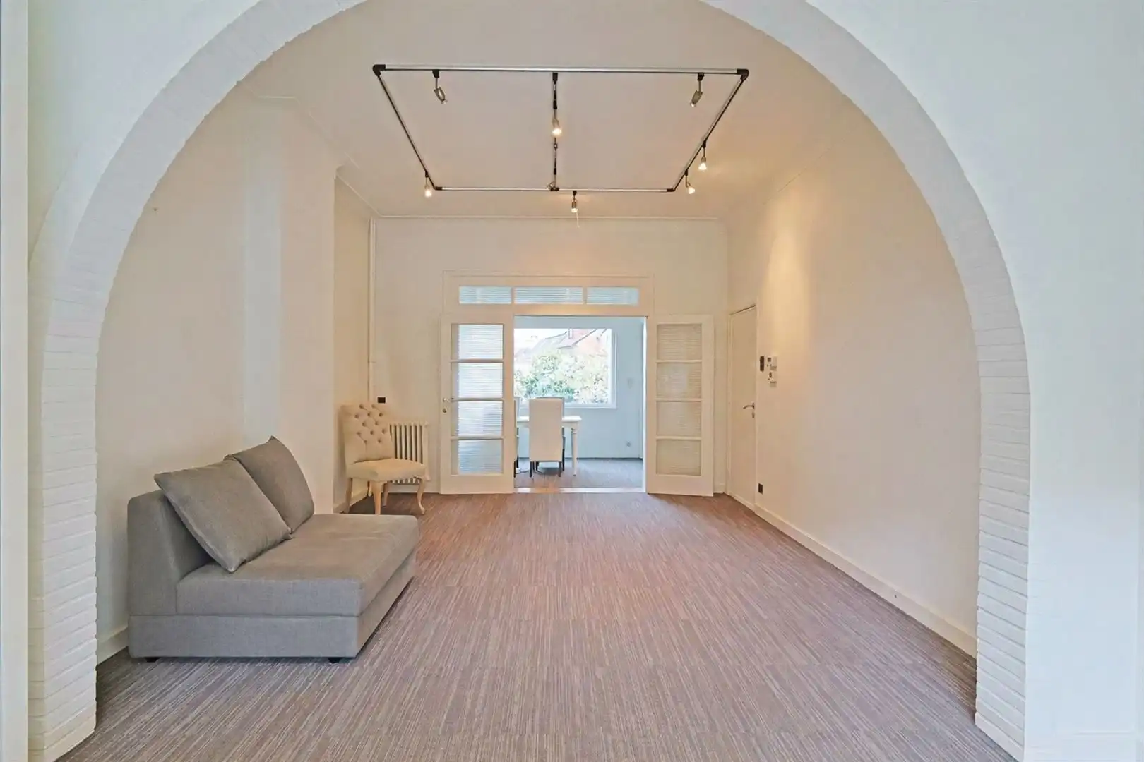 Op te frissen stadswoning op wandelafstand van de stad foto 3