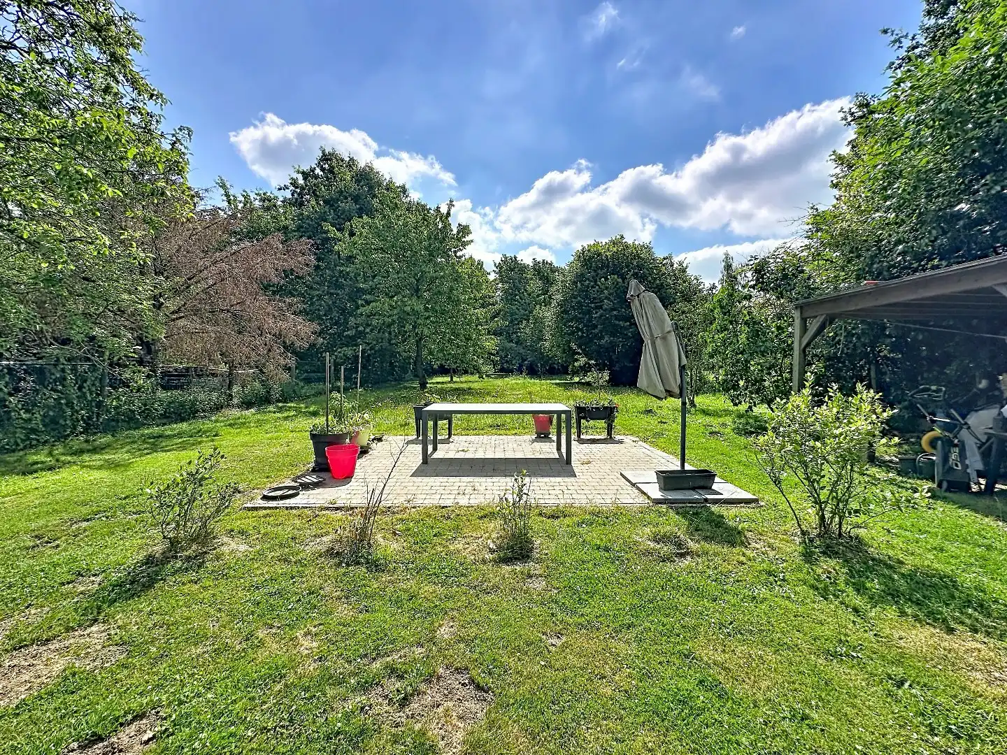 Instapklare, vrijstaande woning op een prachtig perceel van 17 are foto 22