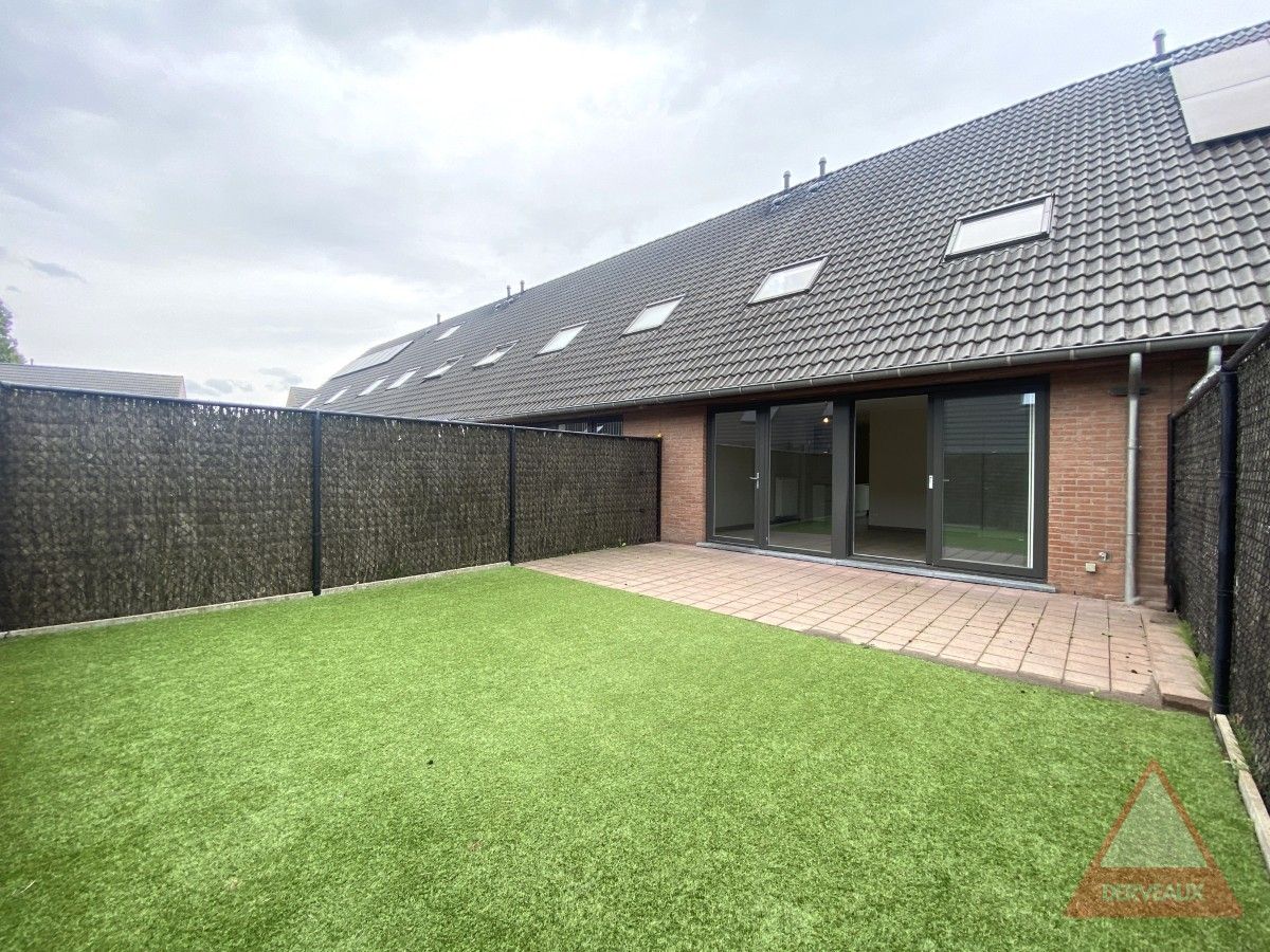 Roeselare – Instapklare gezinswoning met zonnige tuin en carport foto 15