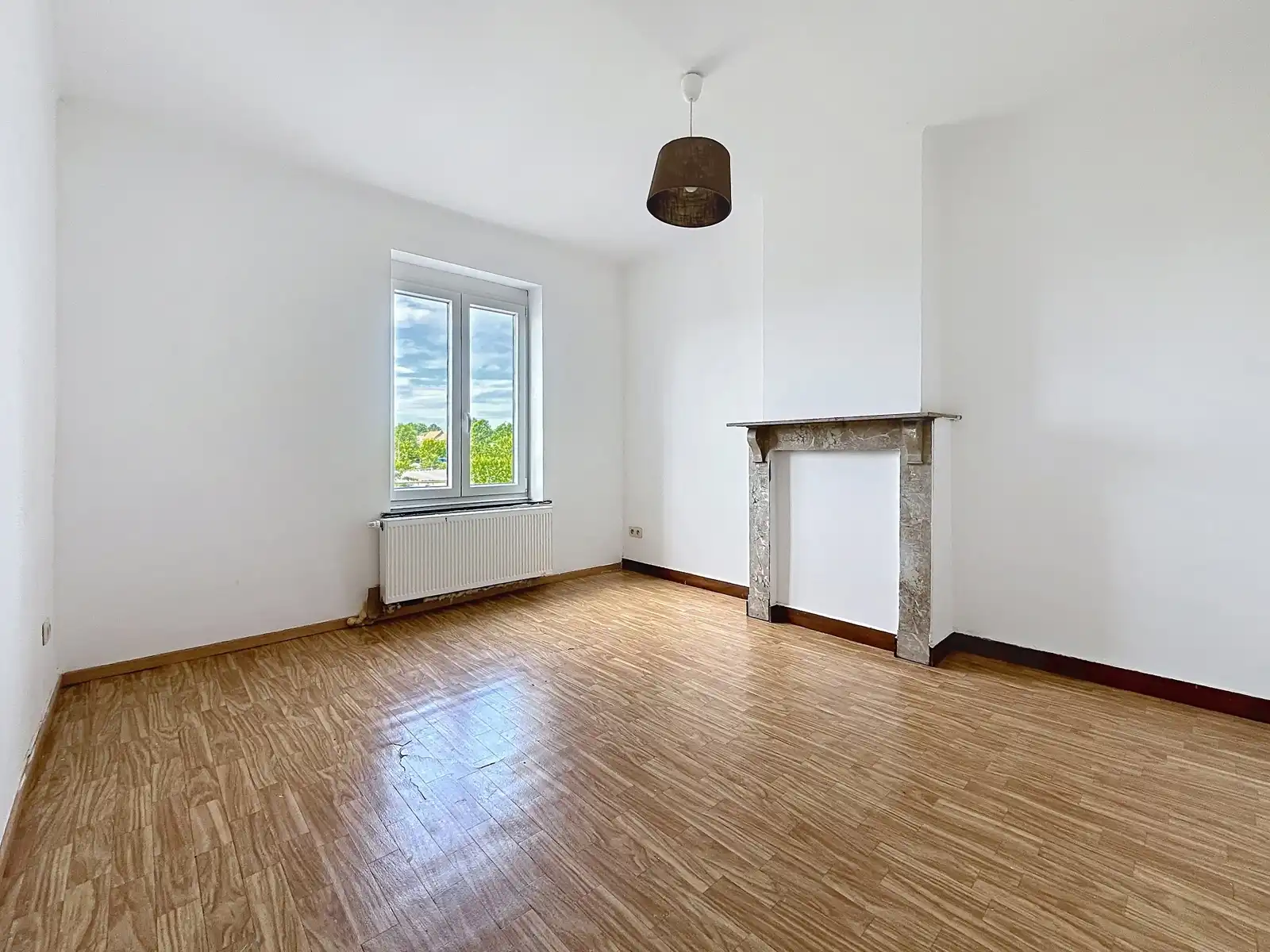 Rijwoning op een goede locatie met 3 slpks  foto 13